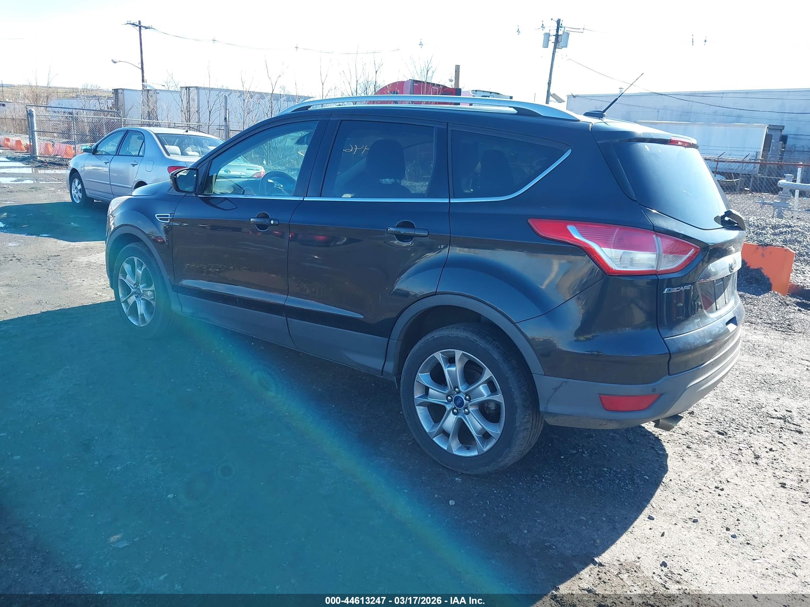 FORD ESCAPE image 3