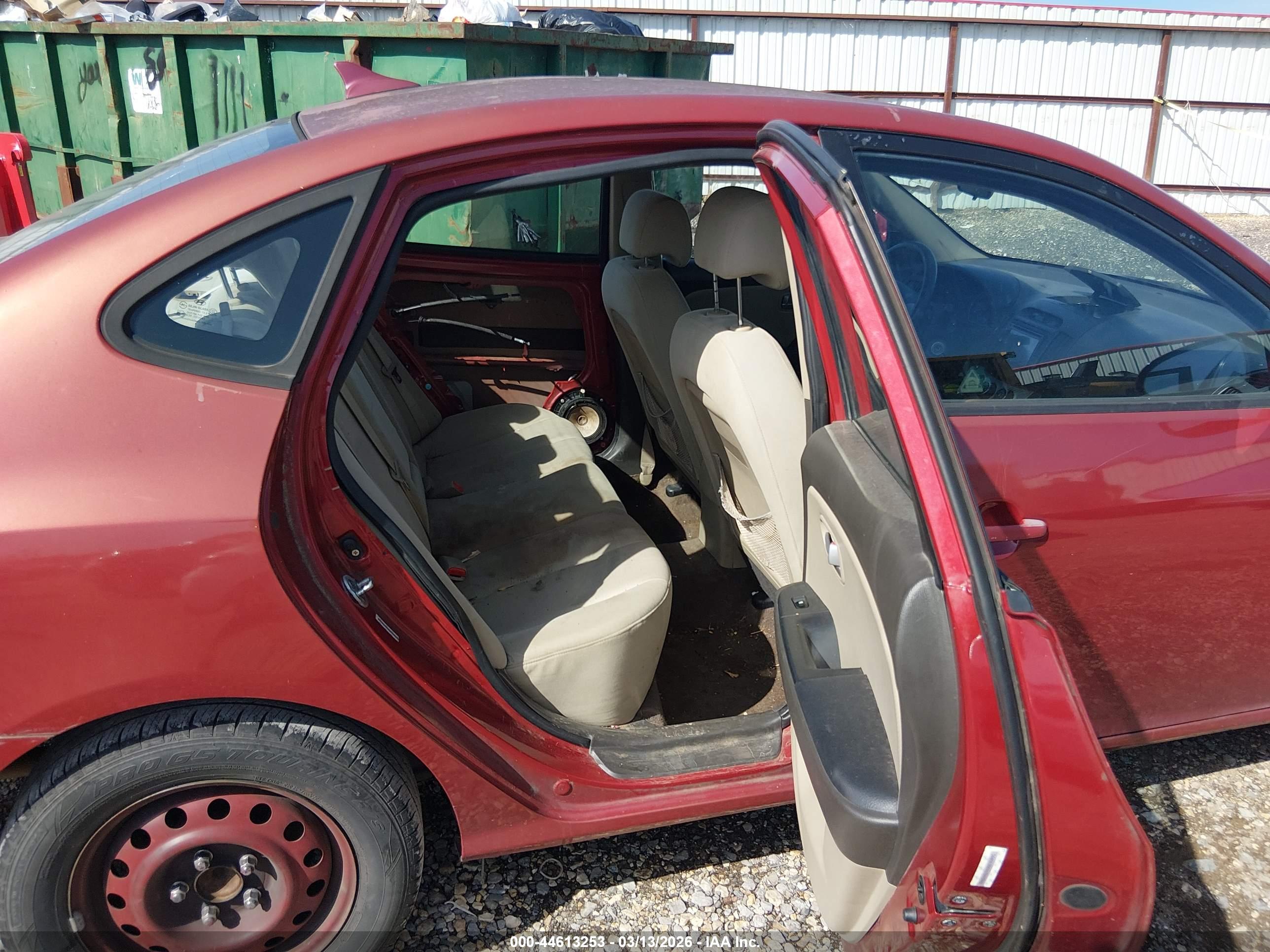HYUNDAI ELANTRA image 8