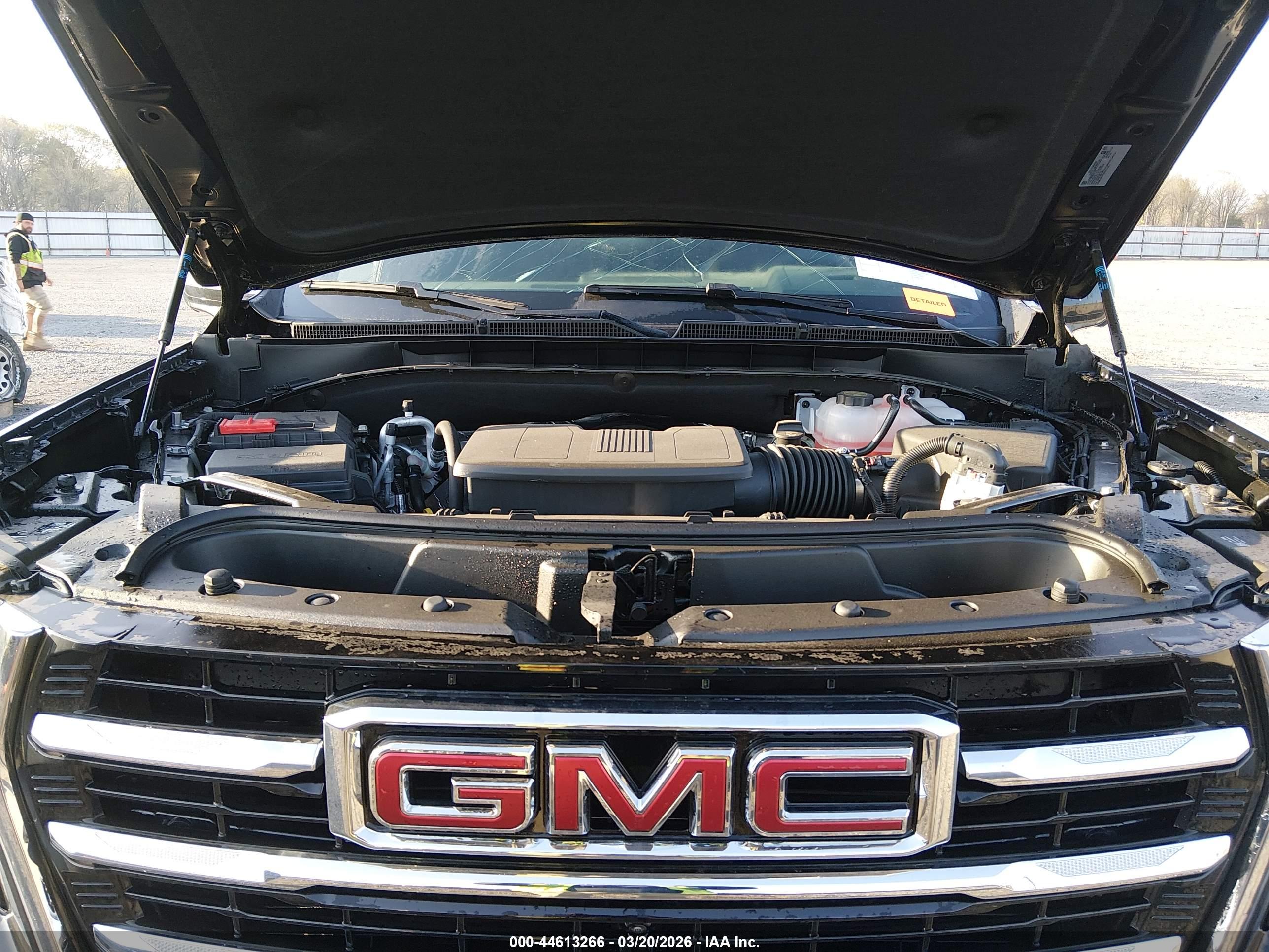 GMC YUKON image 10