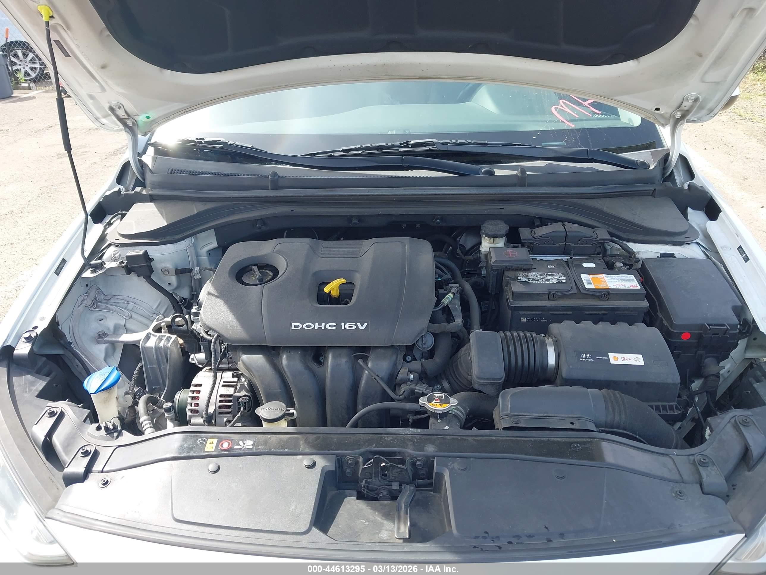 HYUNDAI ELANTRA image 10