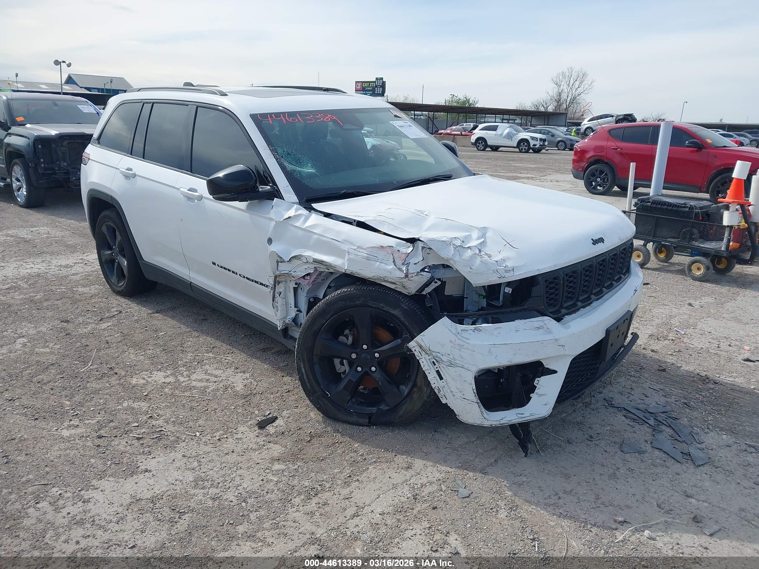 JEEP GRAND image 6