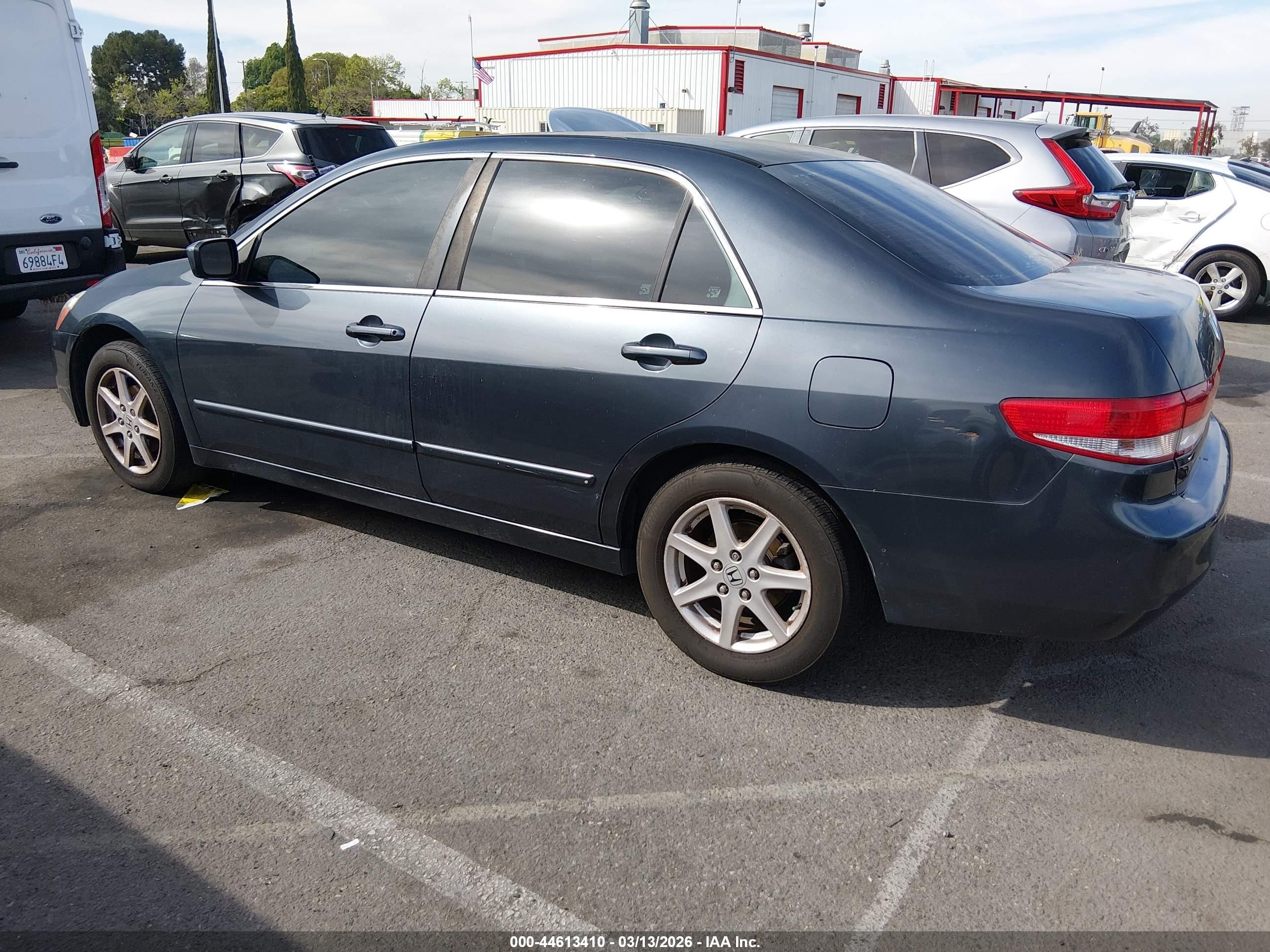 HONDA ACCORD image 3