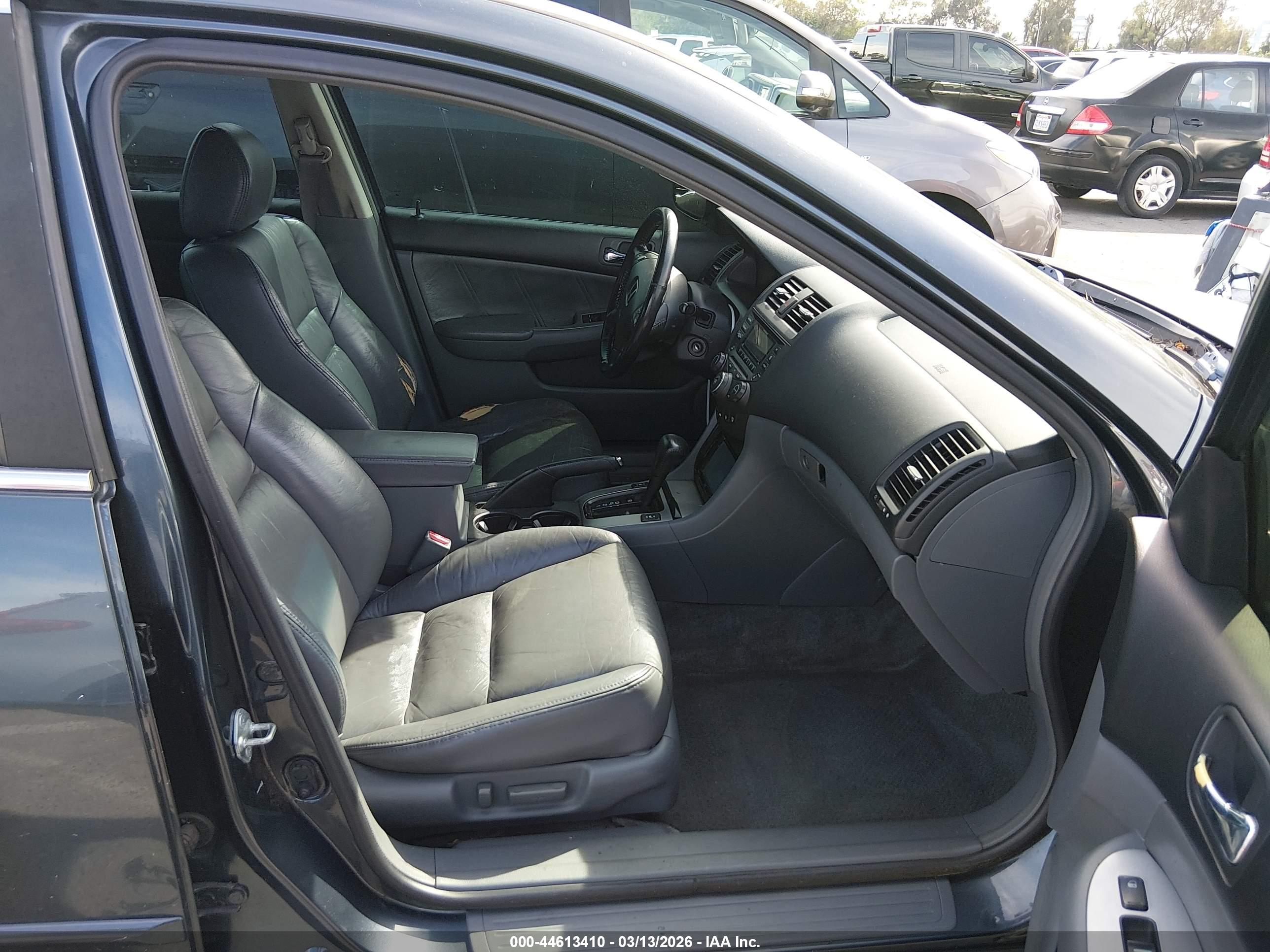 HONDA ACCORD image 5