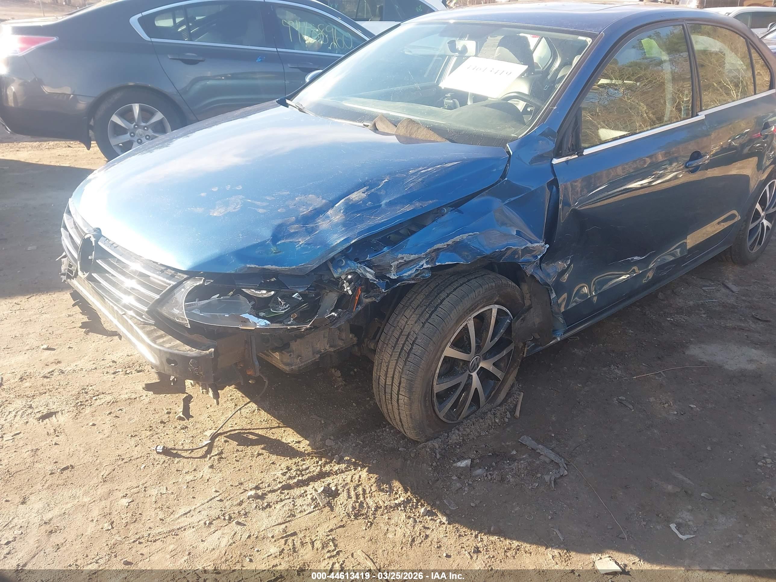 VOLKSWAGEN JETTA image 6