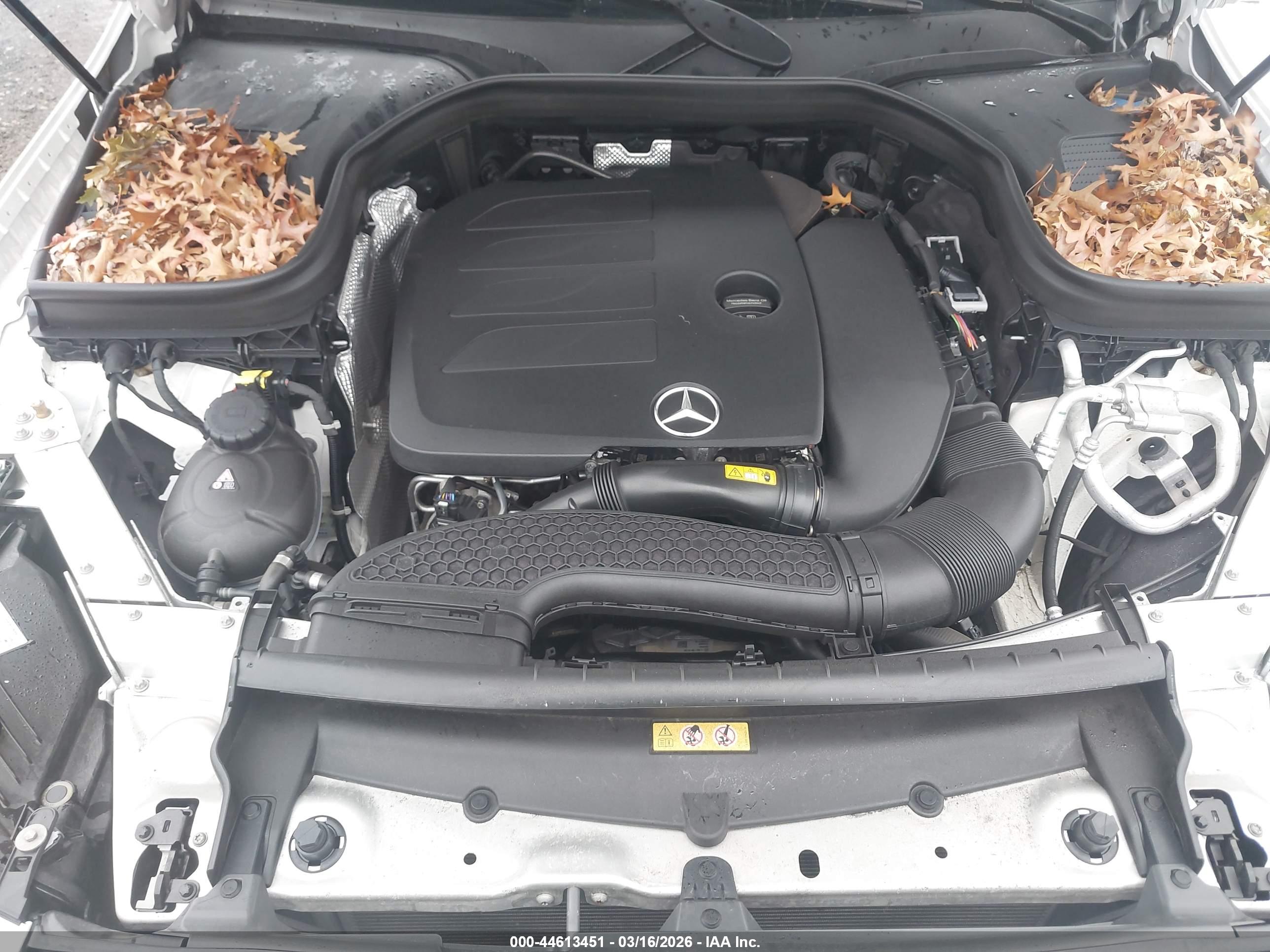 MERCEDES-BENZ GLC image 10