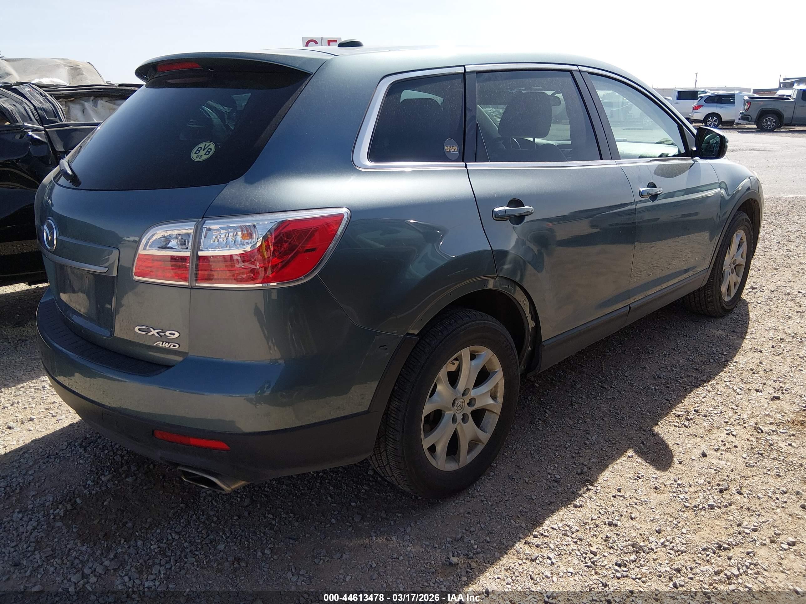 MAZDA CX-9 image 4
