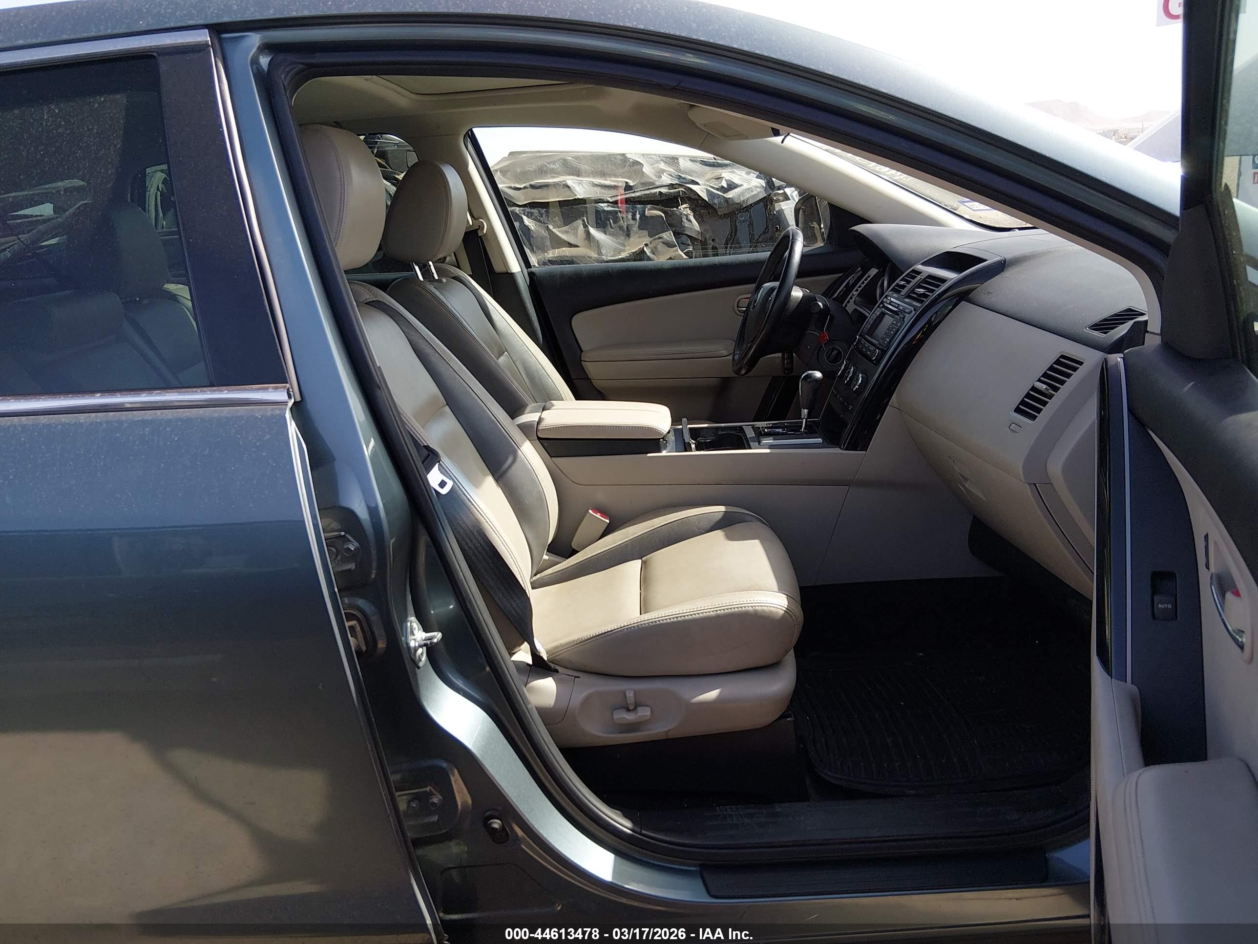 MAZDA CX-9 image 5