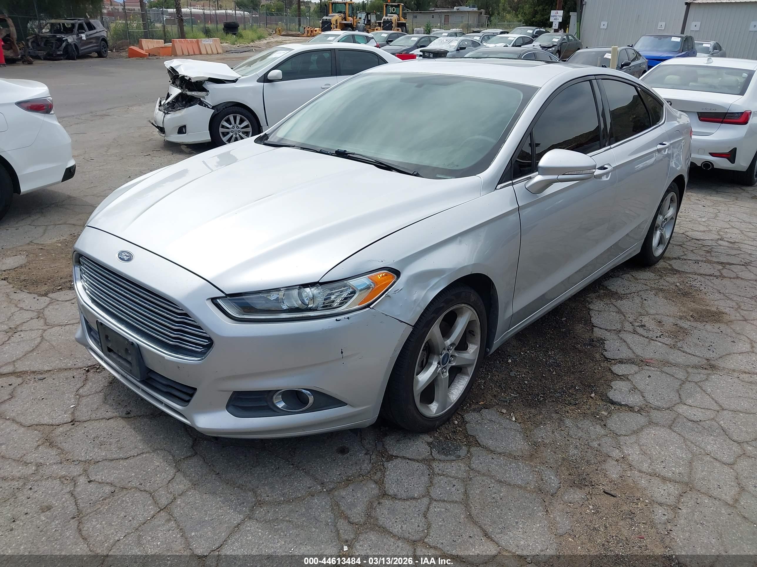 FORD FUSION image 2
