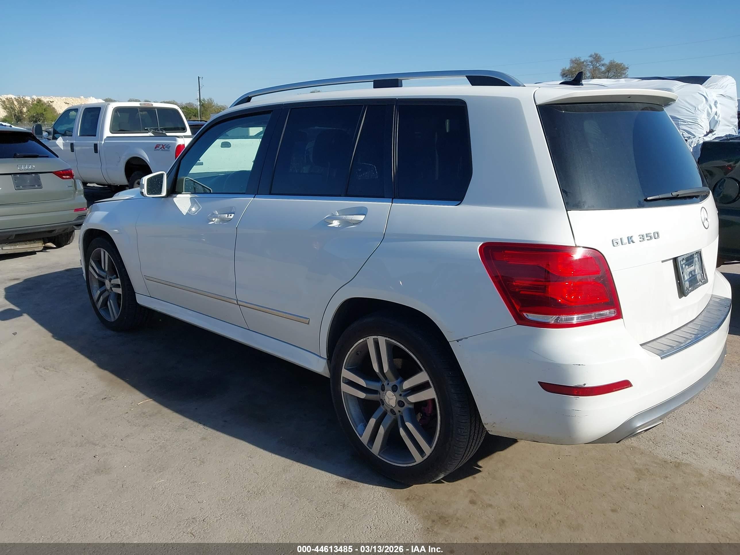 MERCEDES-BENZ GLK image 3