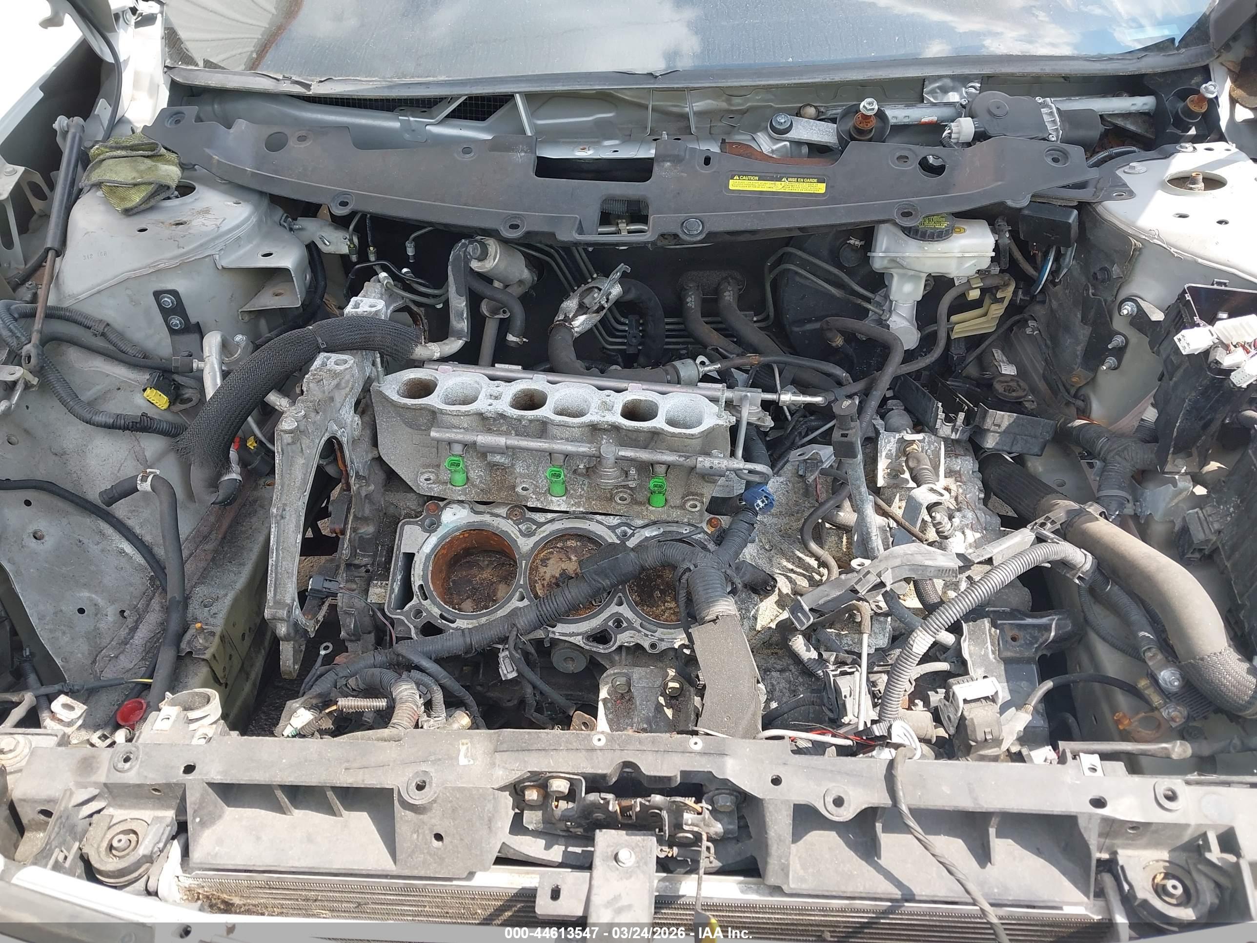 NISSAN MAXIMA image 10