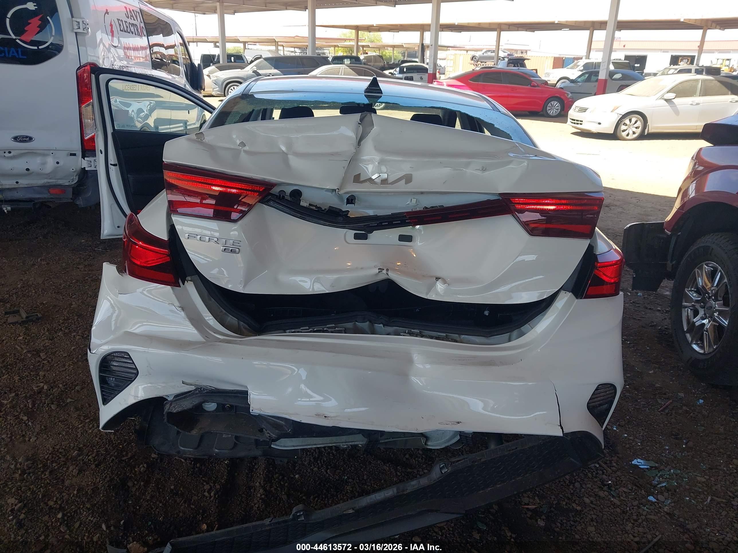 KIA FORTE image 6