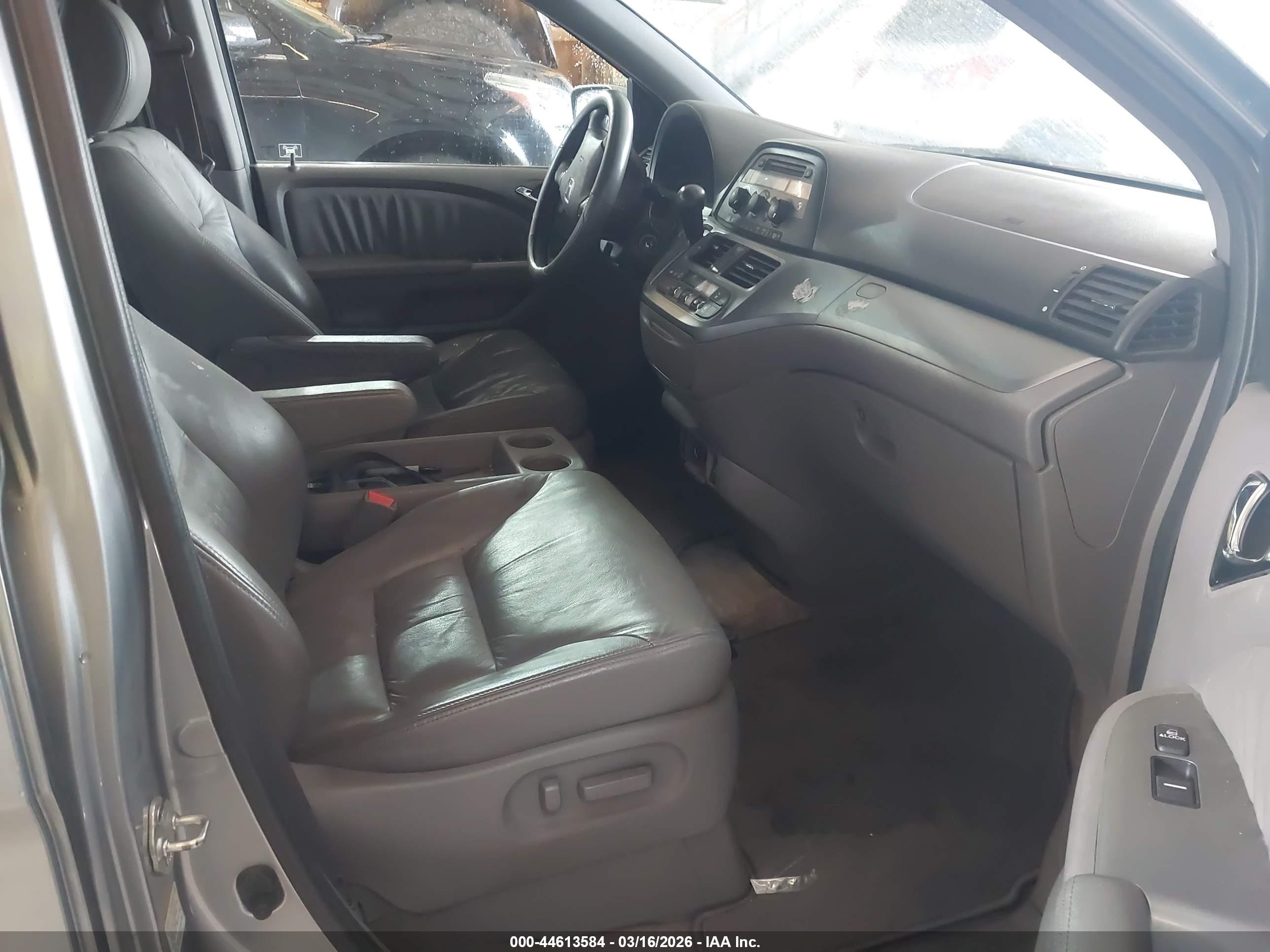 HONDA ODYSSEY image 5
