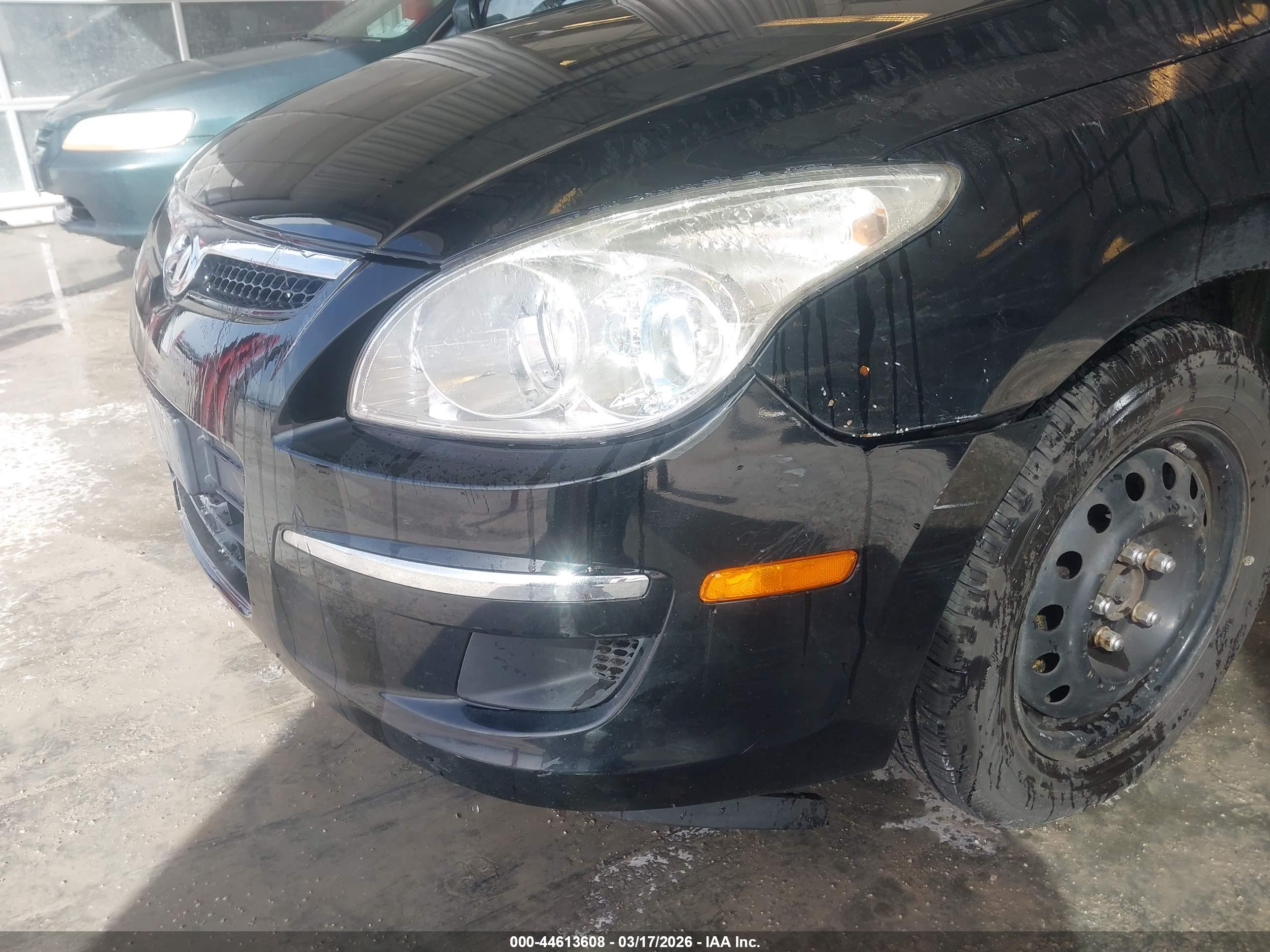 HYUNDAI ELANTRA image 6