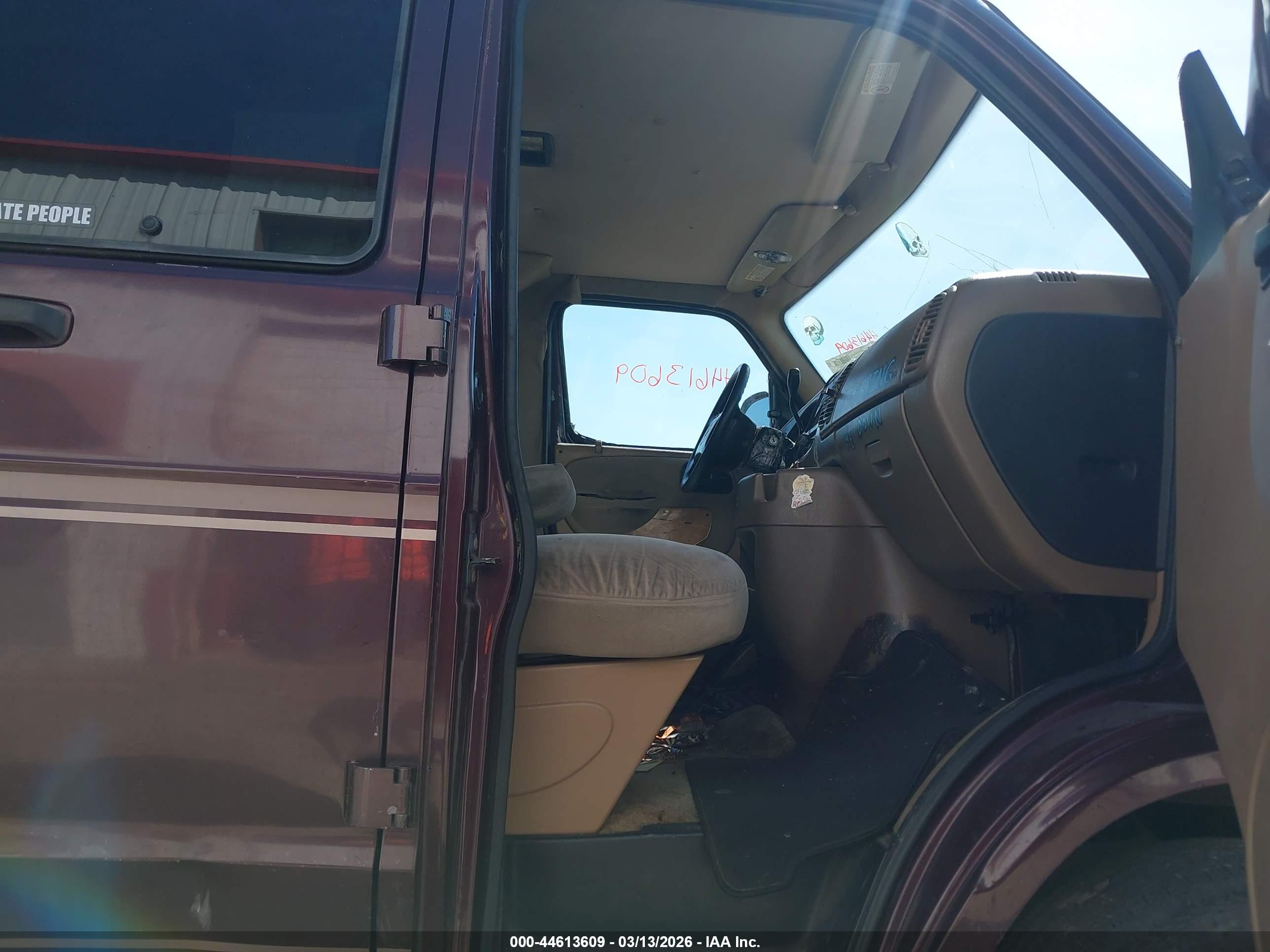 DODGE RAM image 5