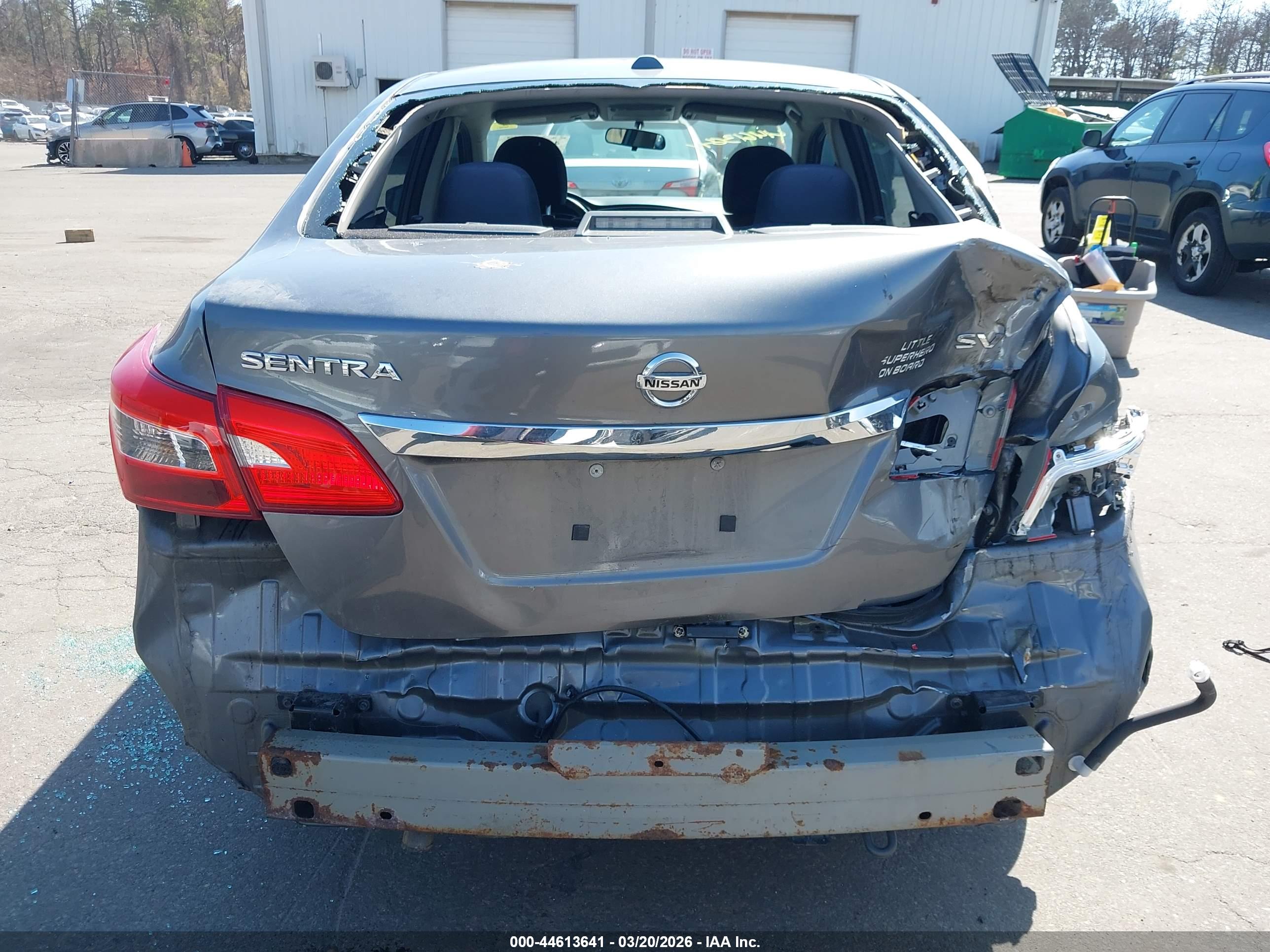 NISSAN SENTRA image 6