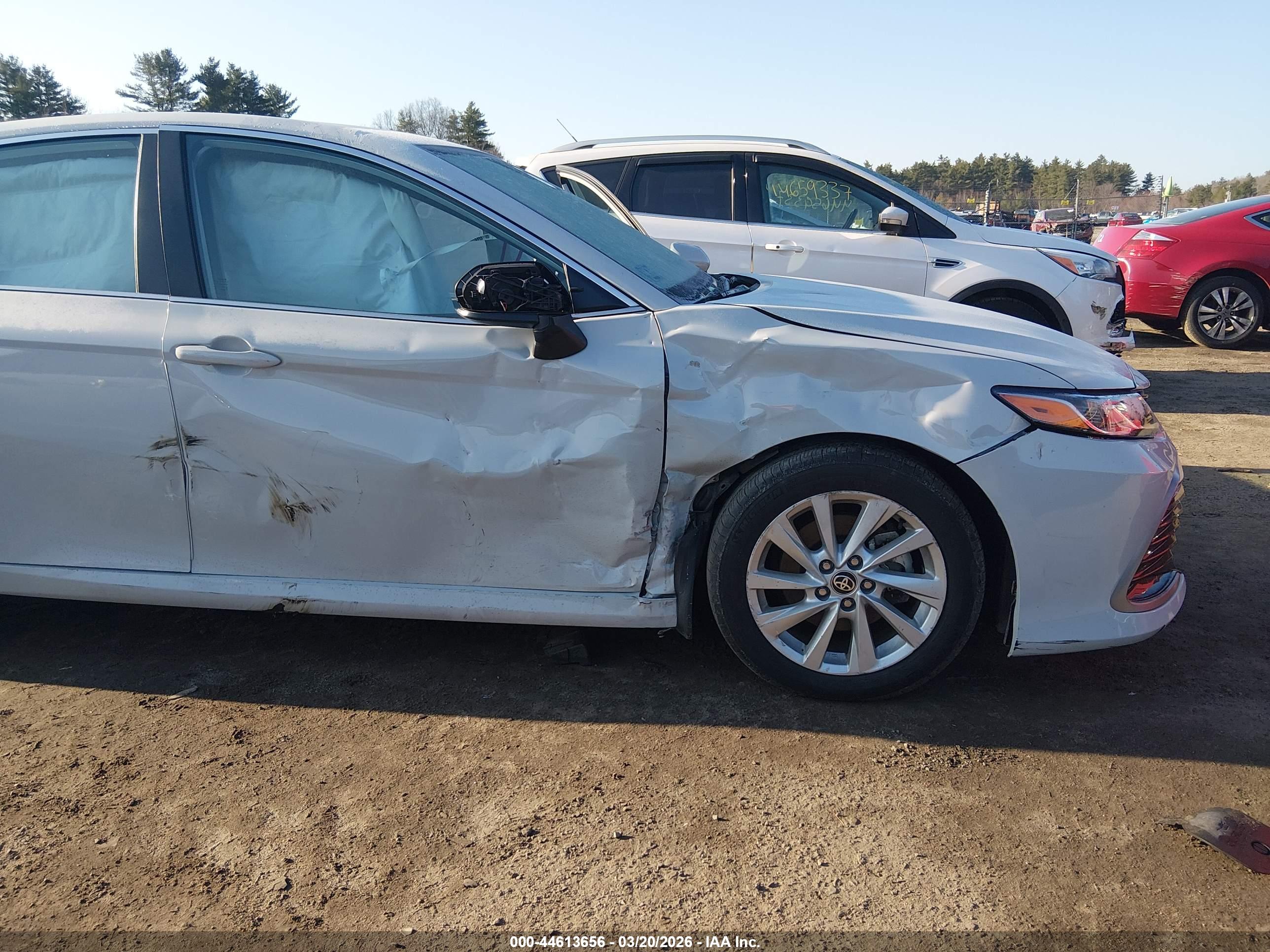 TOYOTA CAMRY image 6