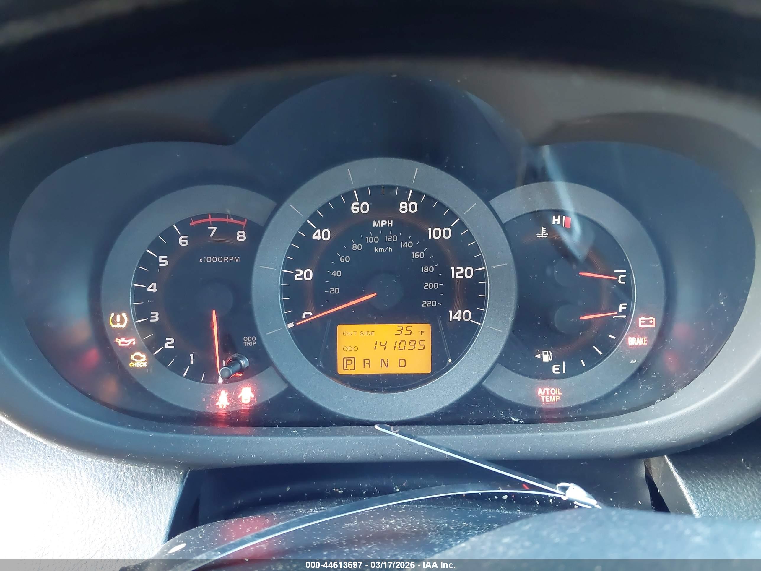 TOYOTA RAV4 image 7