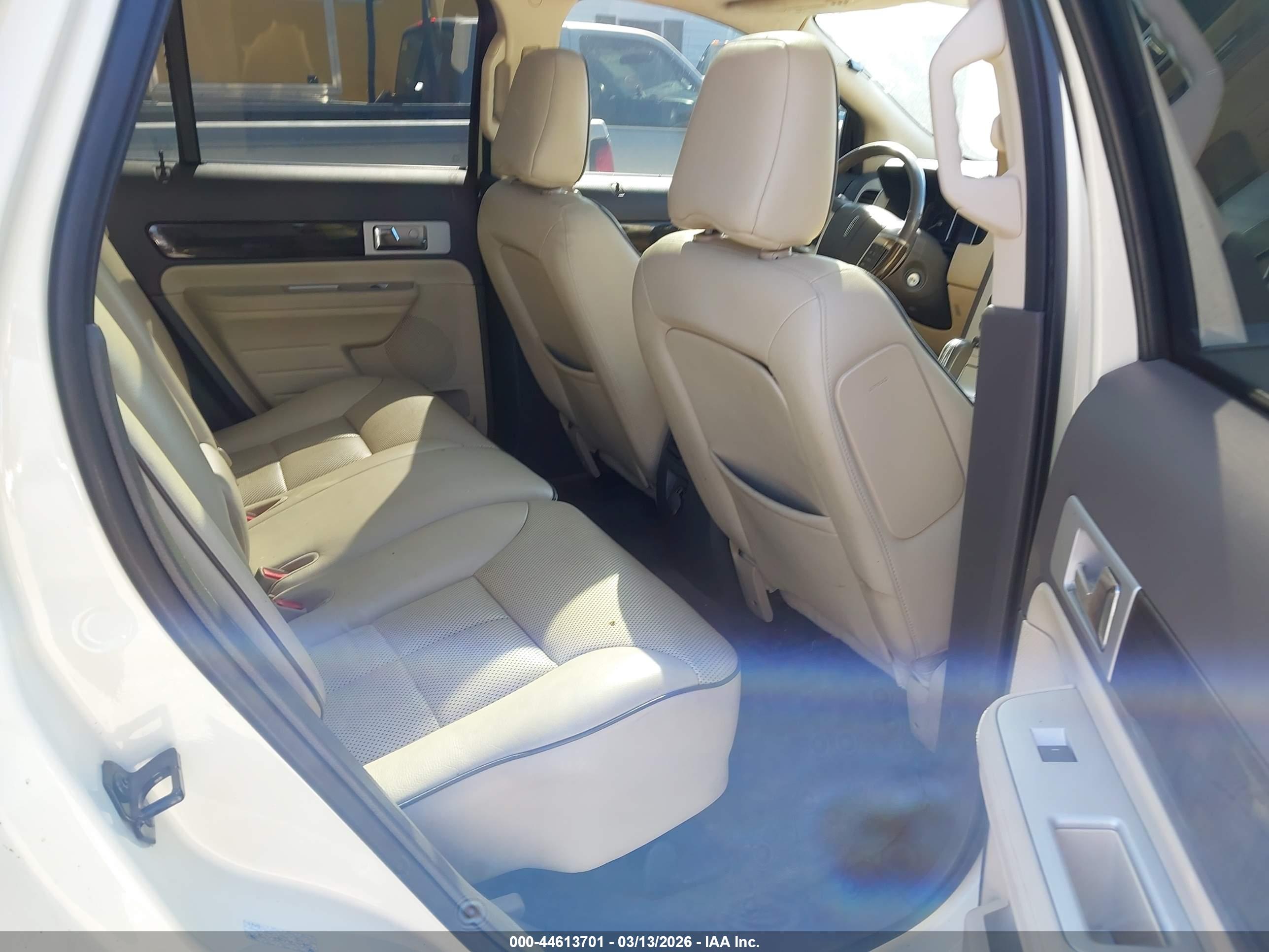 LINCOLN MKX image 8