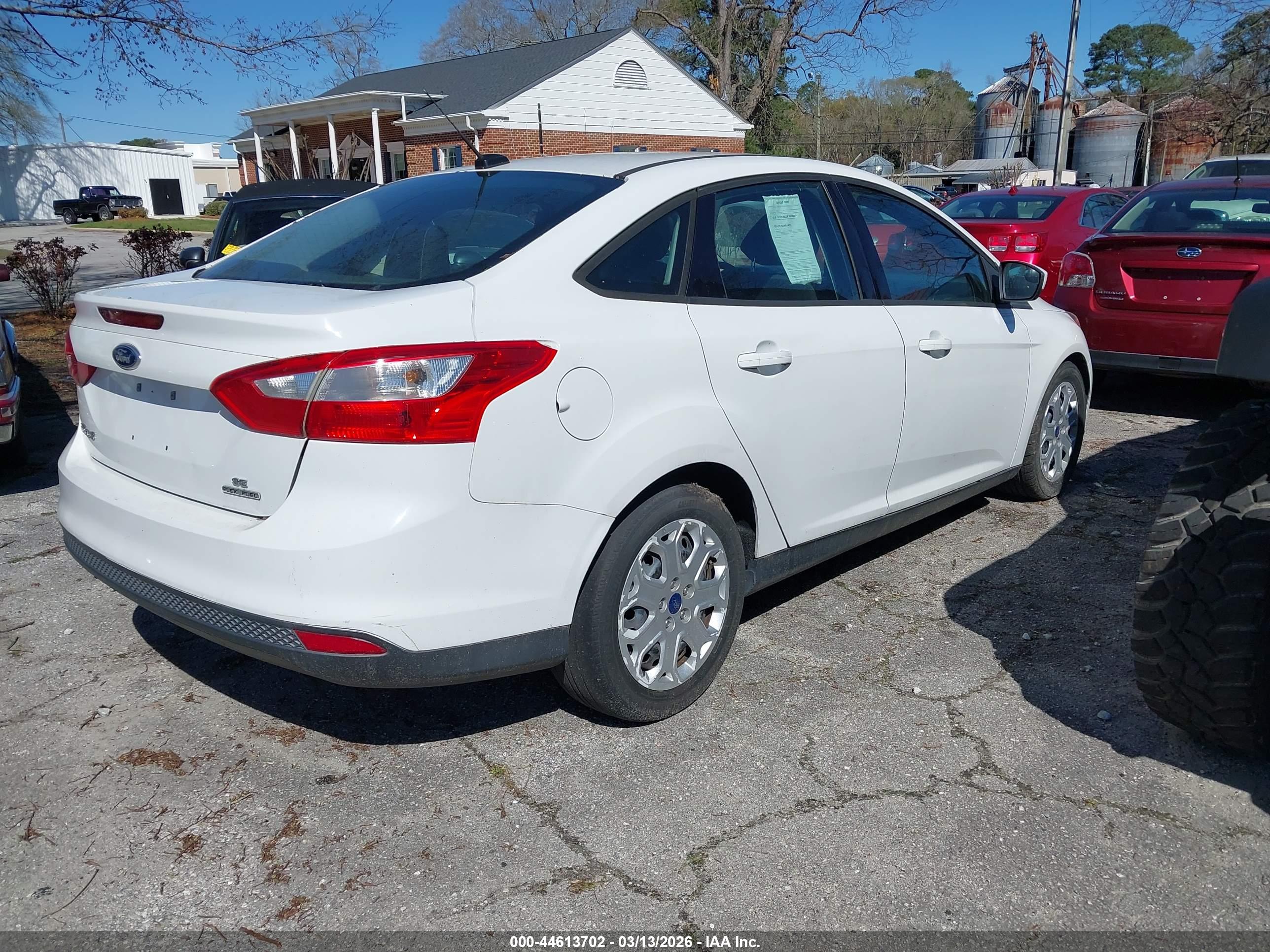 FORD FOCUS image 4