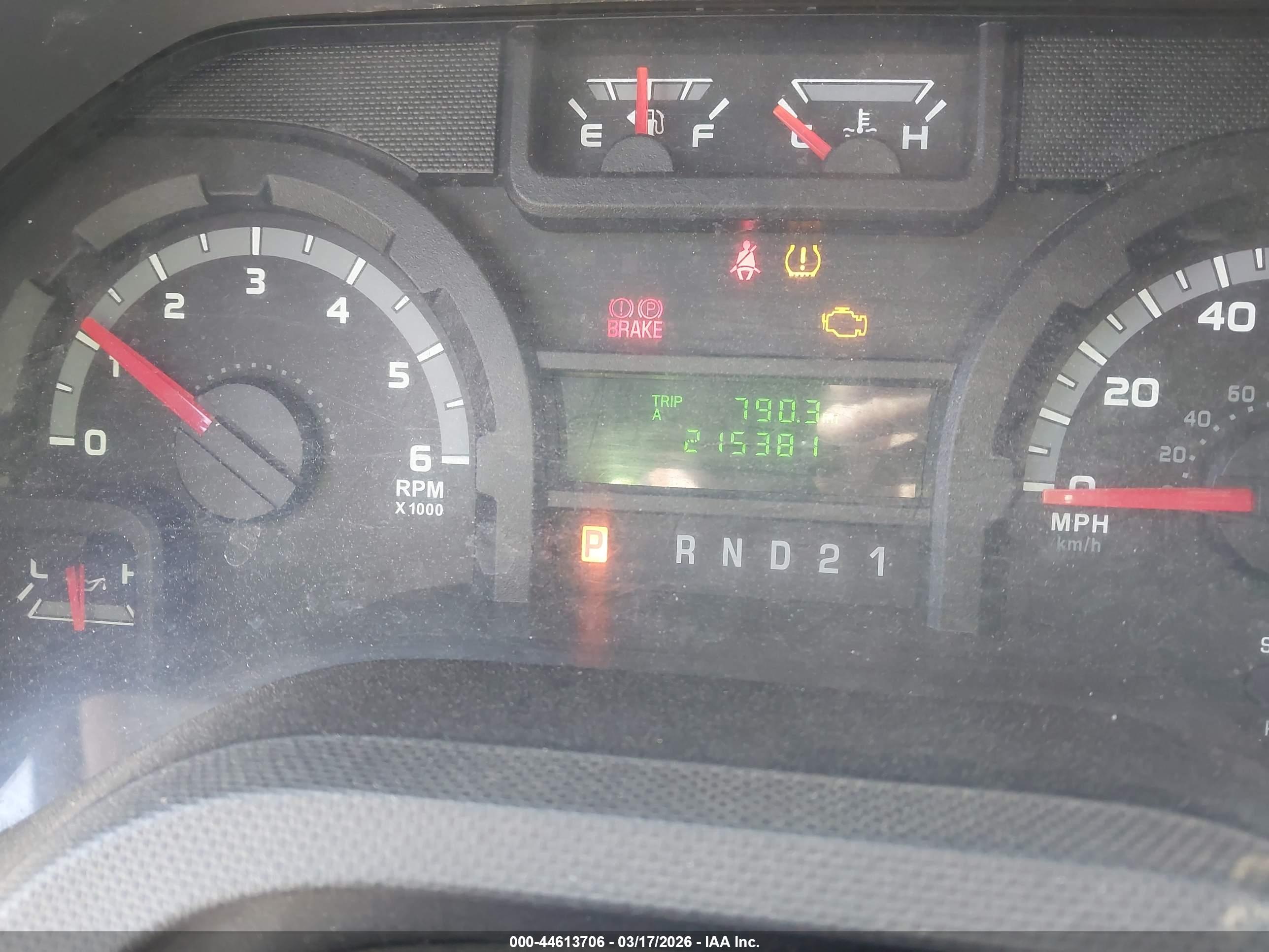 FORD E-150 image 7