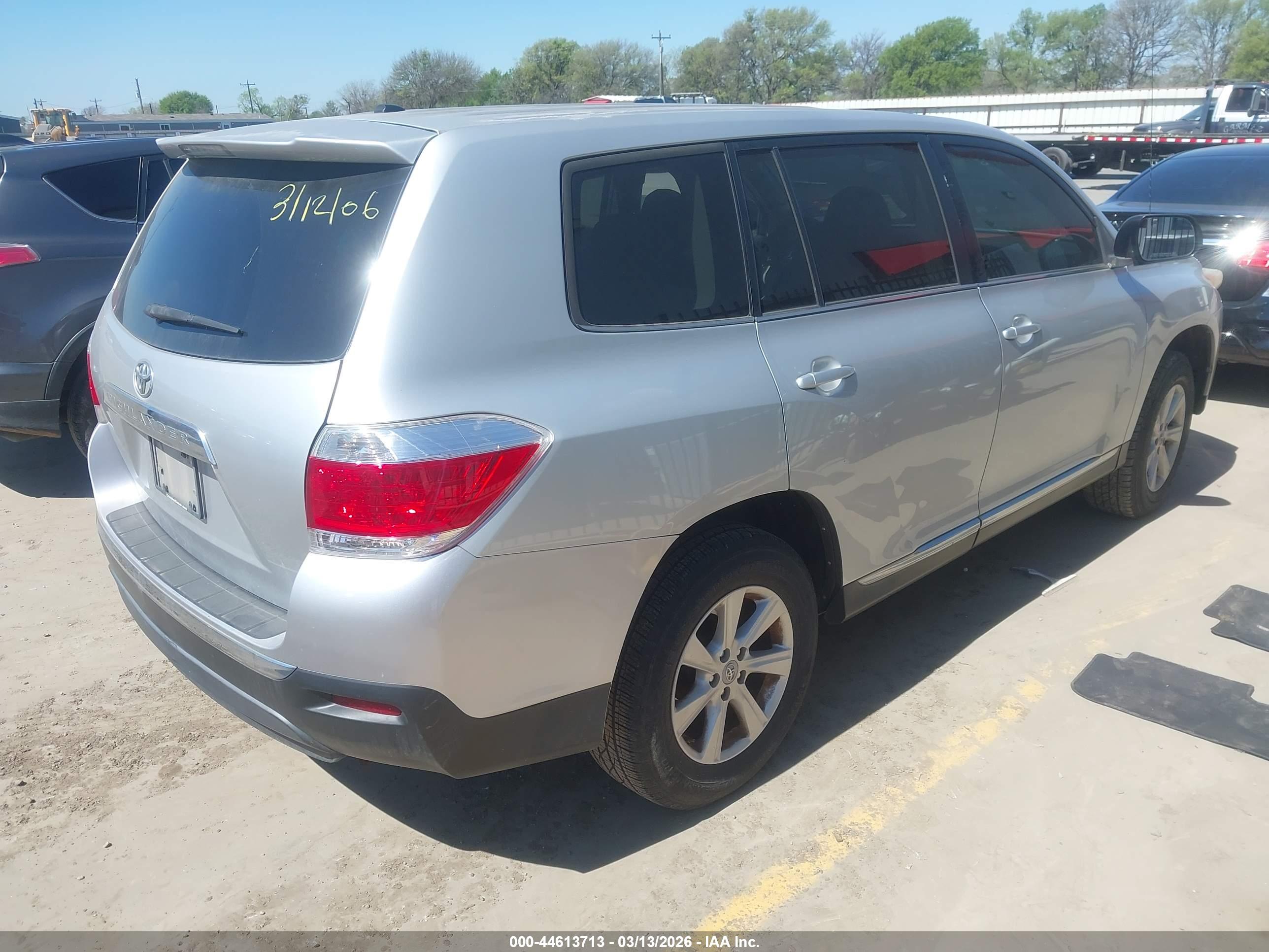 TOYOTA HIGHLANDER image 4