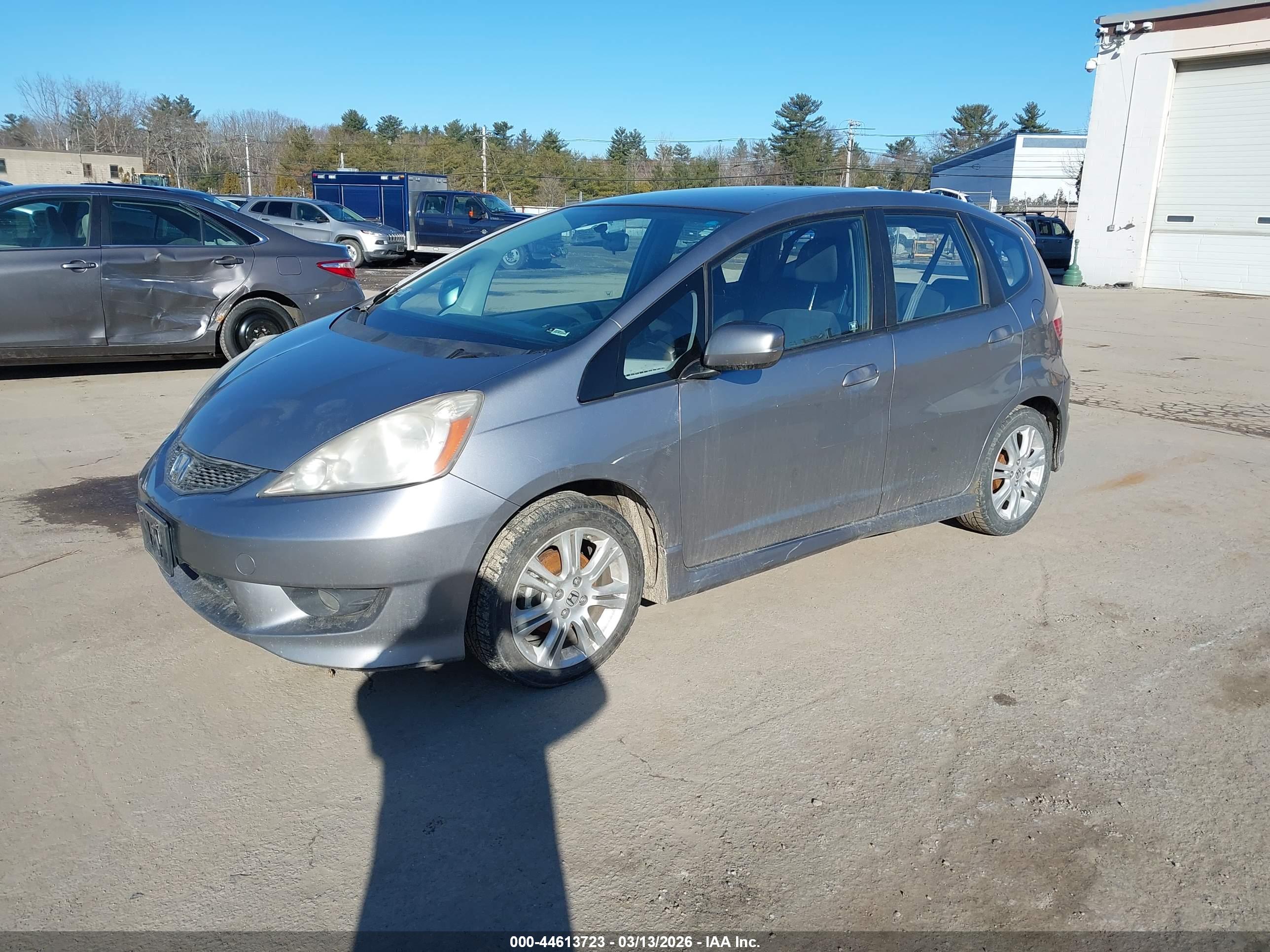HONDA FIT image 2