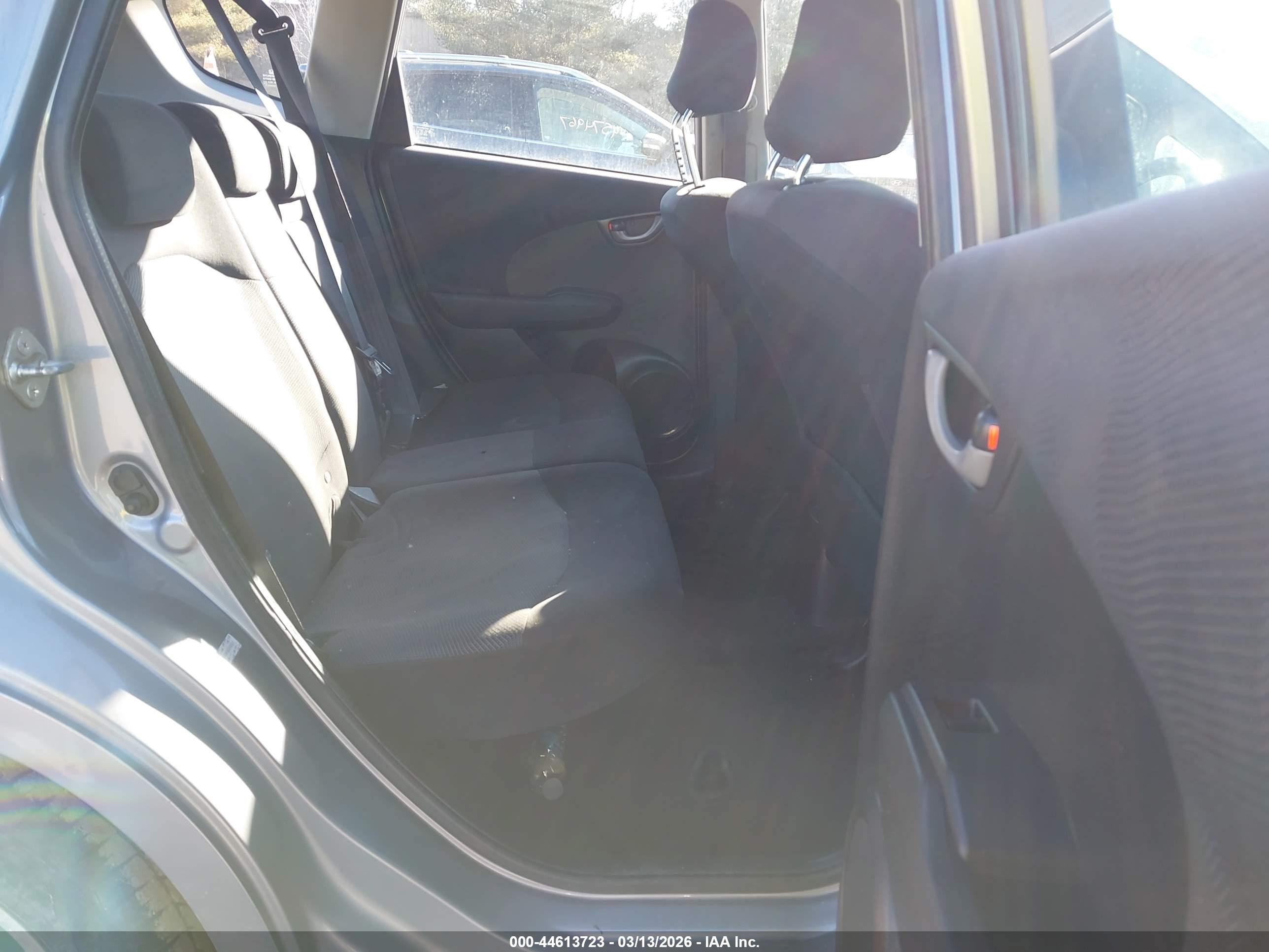 HONDA FIT image 8