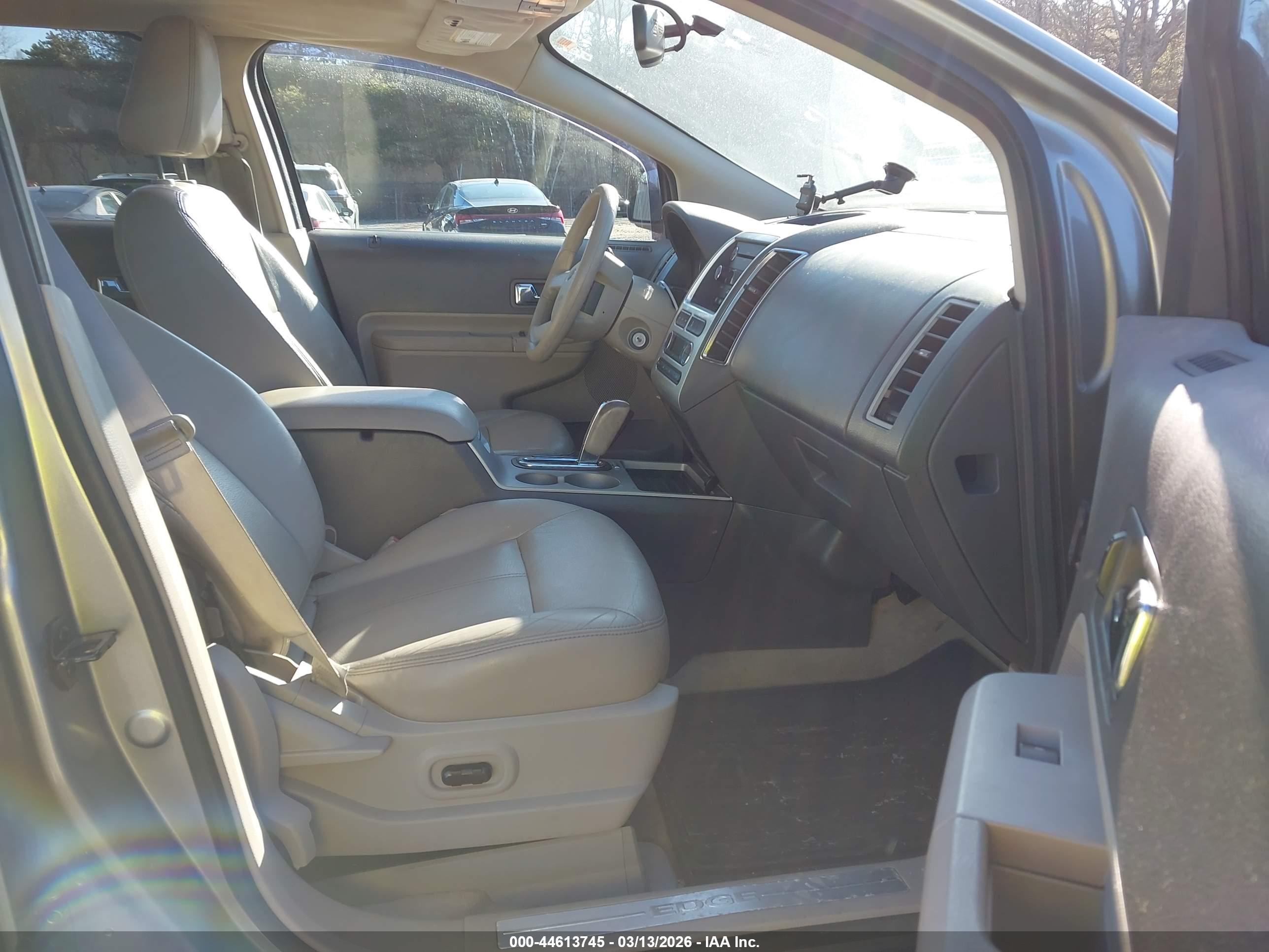 FORD EDGE image 5