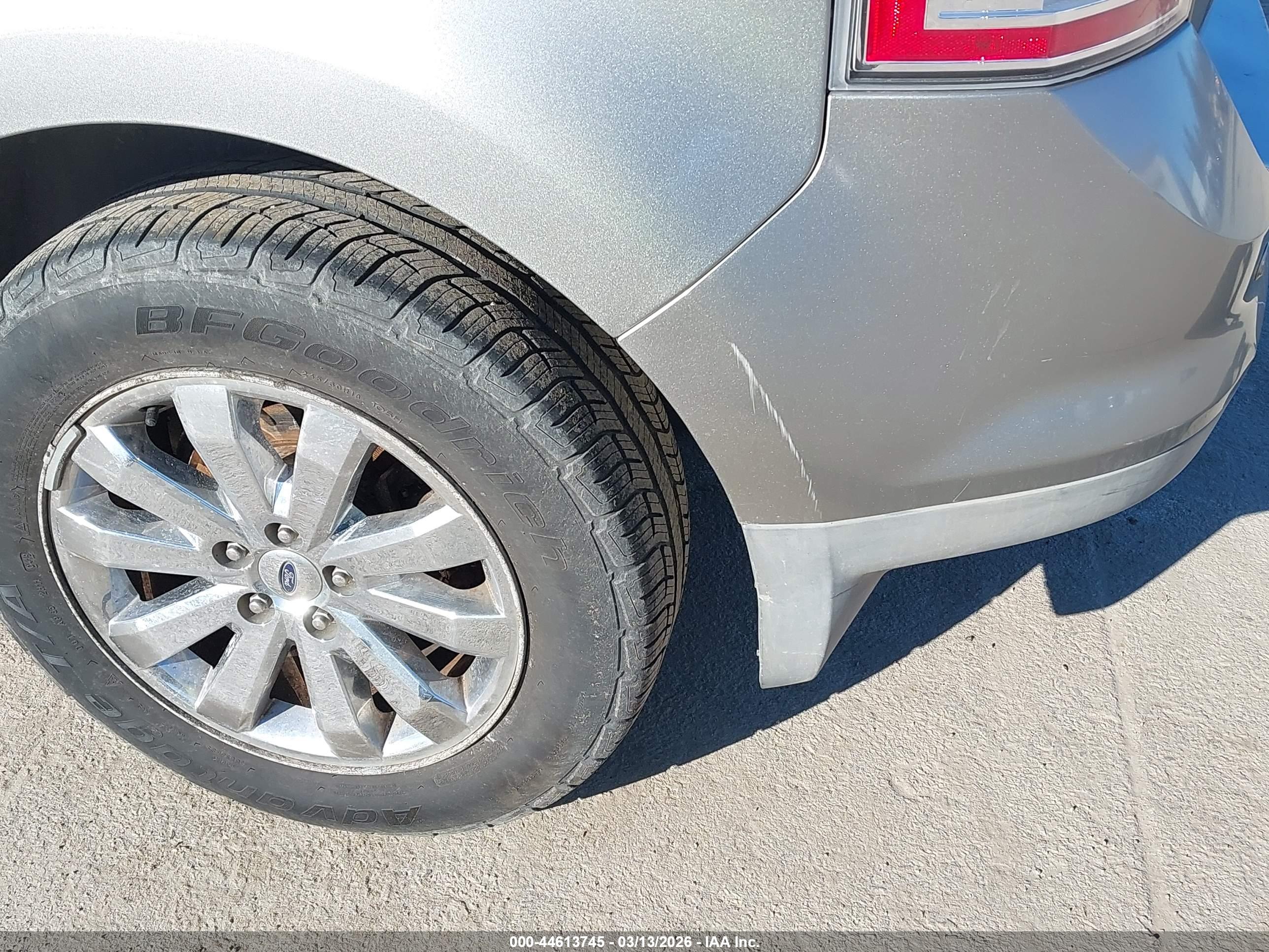 FORD EDGE image 6