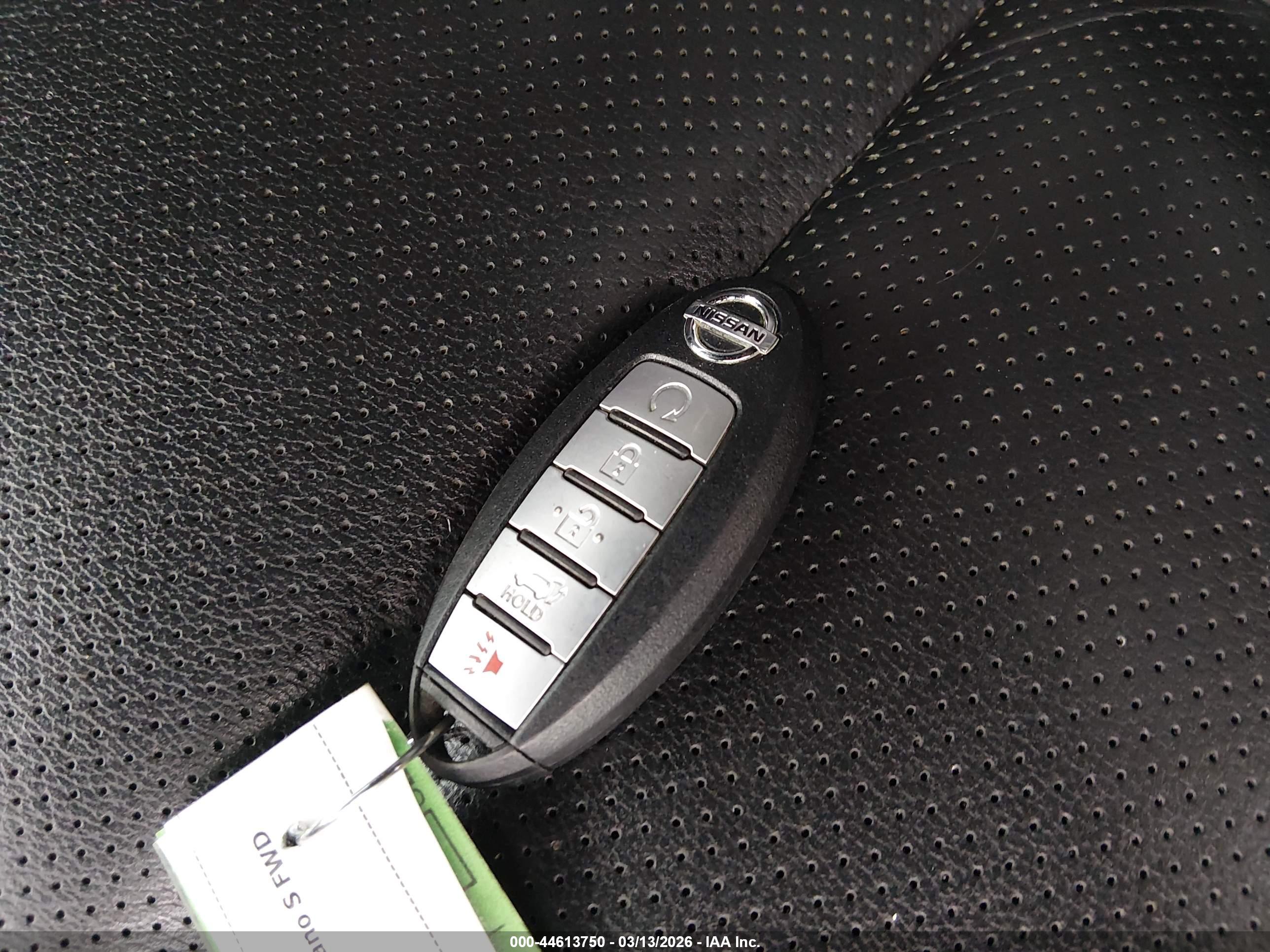 NISSAN MURANO image 11