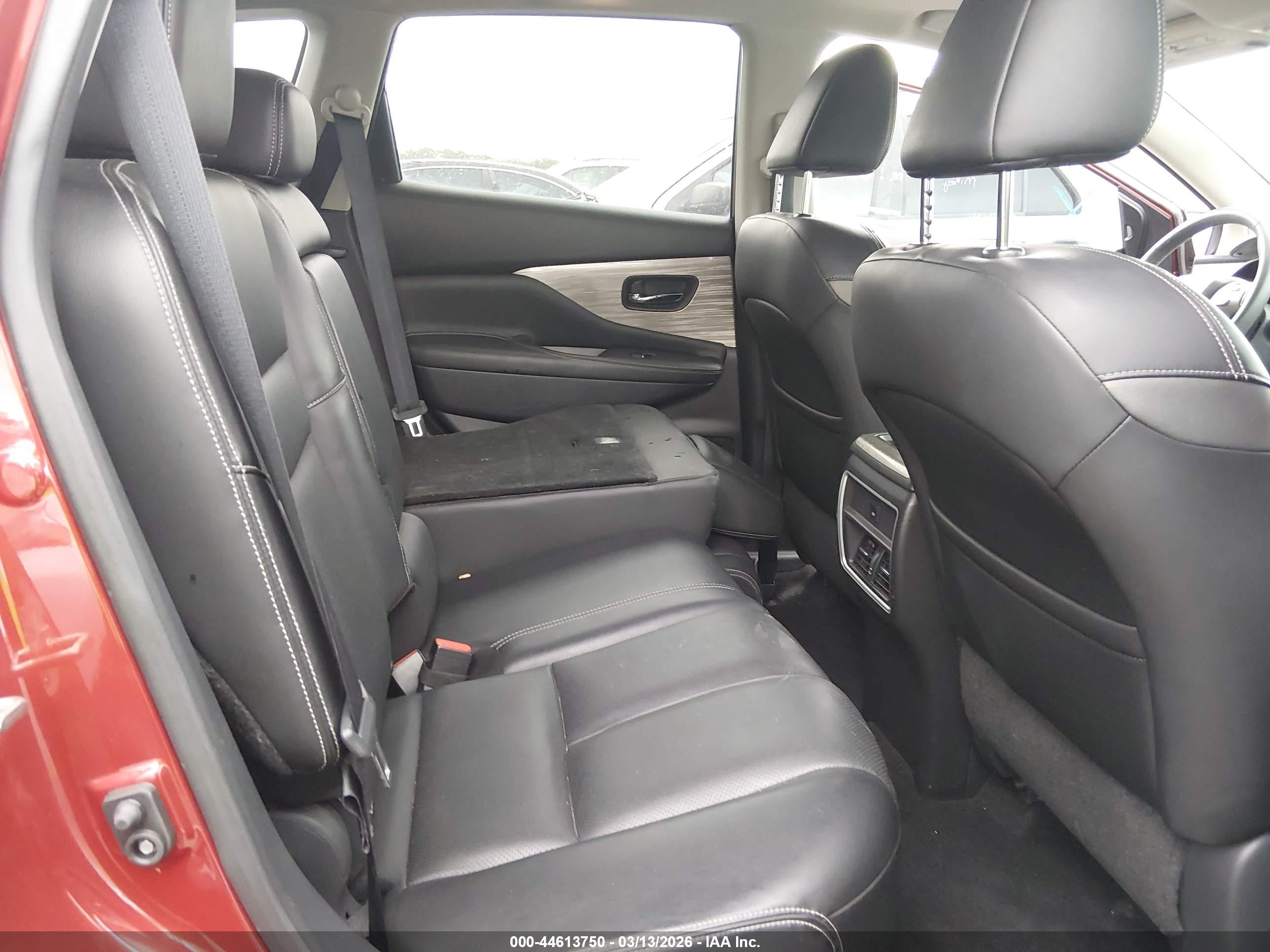 NISSAN MURANO image 8