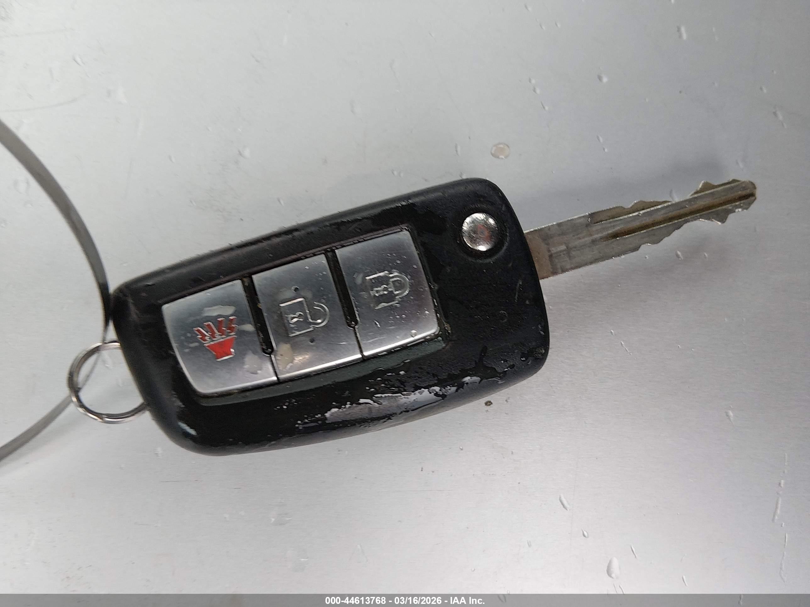 NISSAN ROGUE image 11