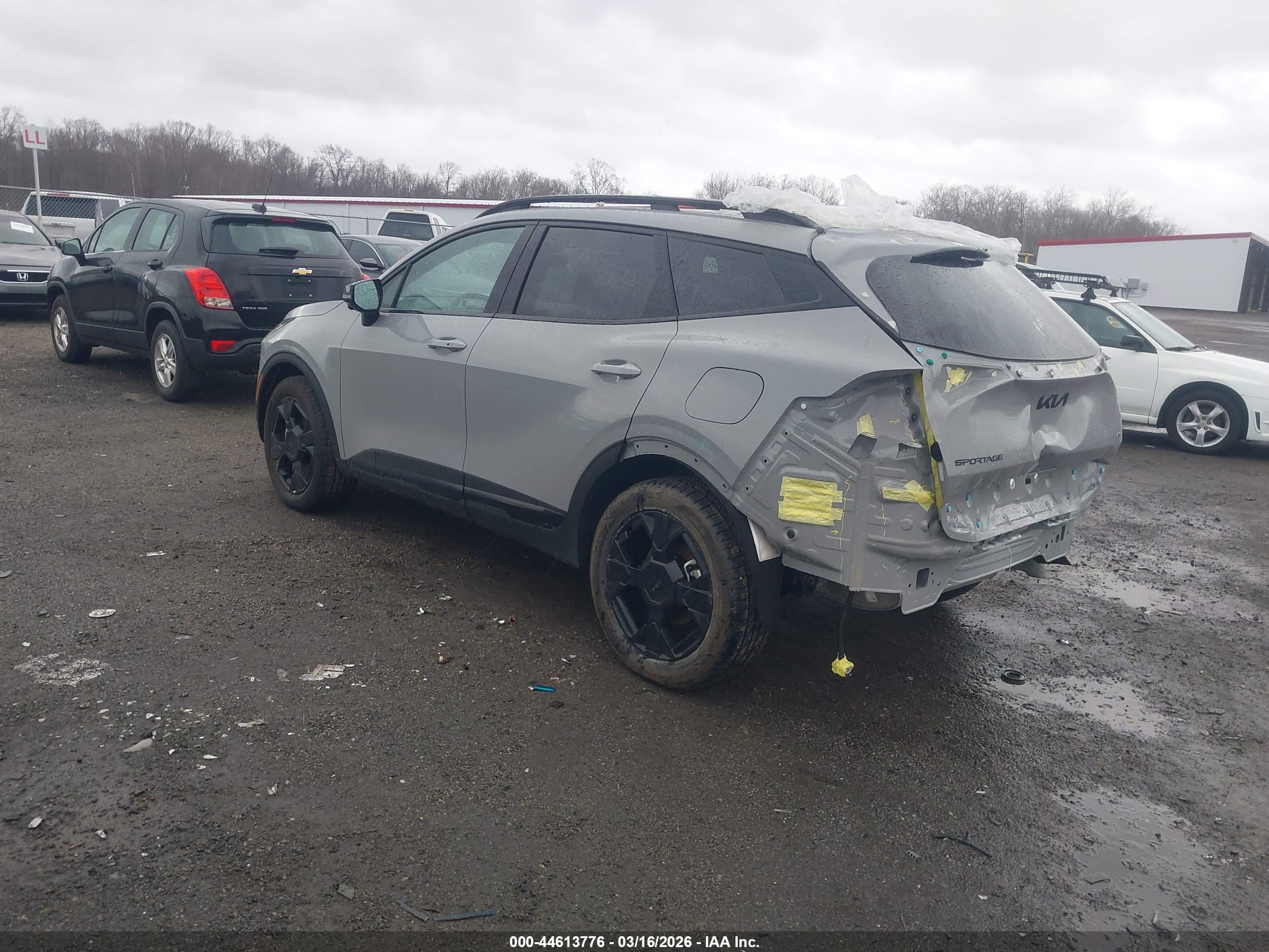 KIA SPORTAGE image 3