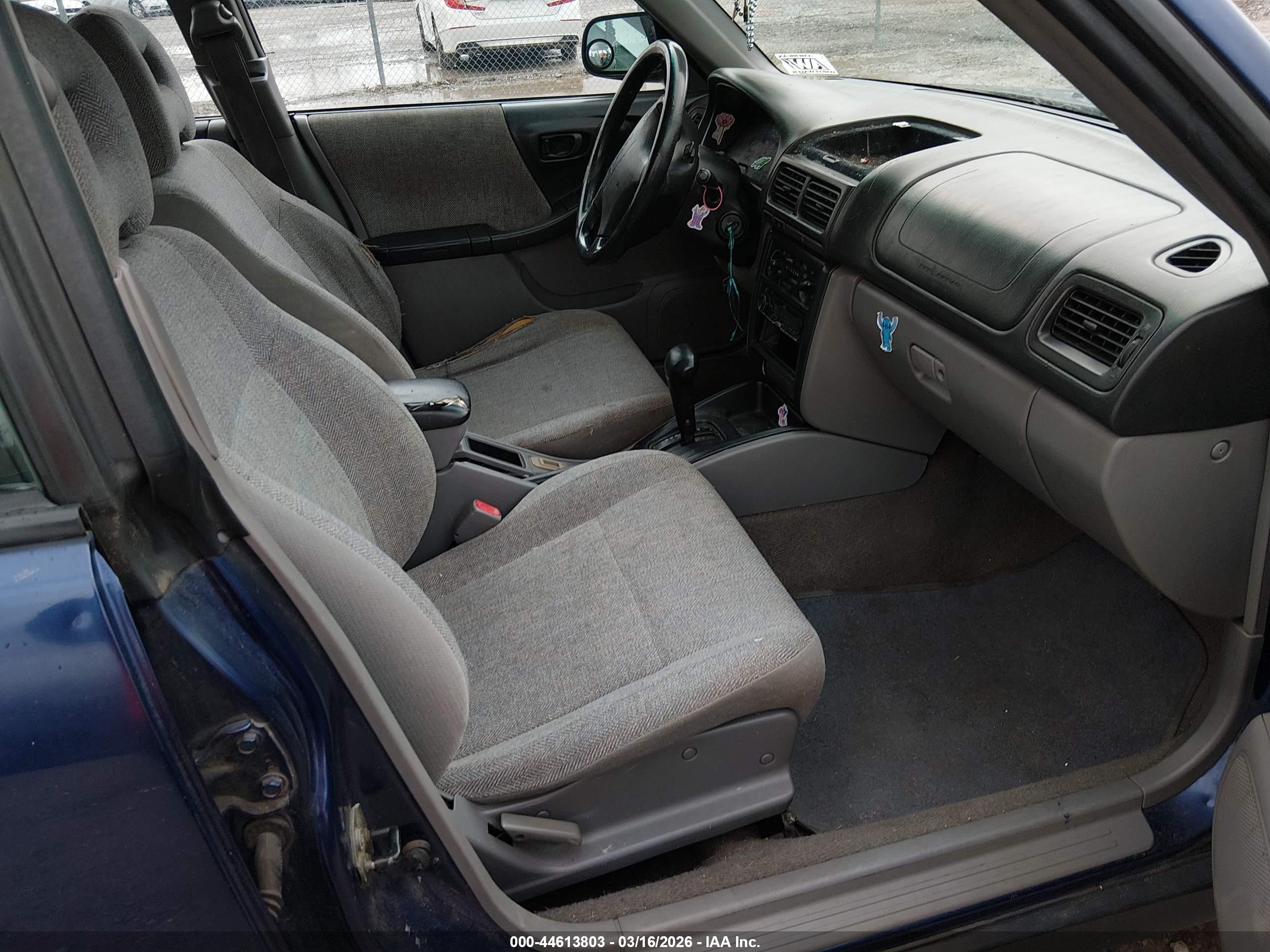 SUBARU FORESTER image 5
