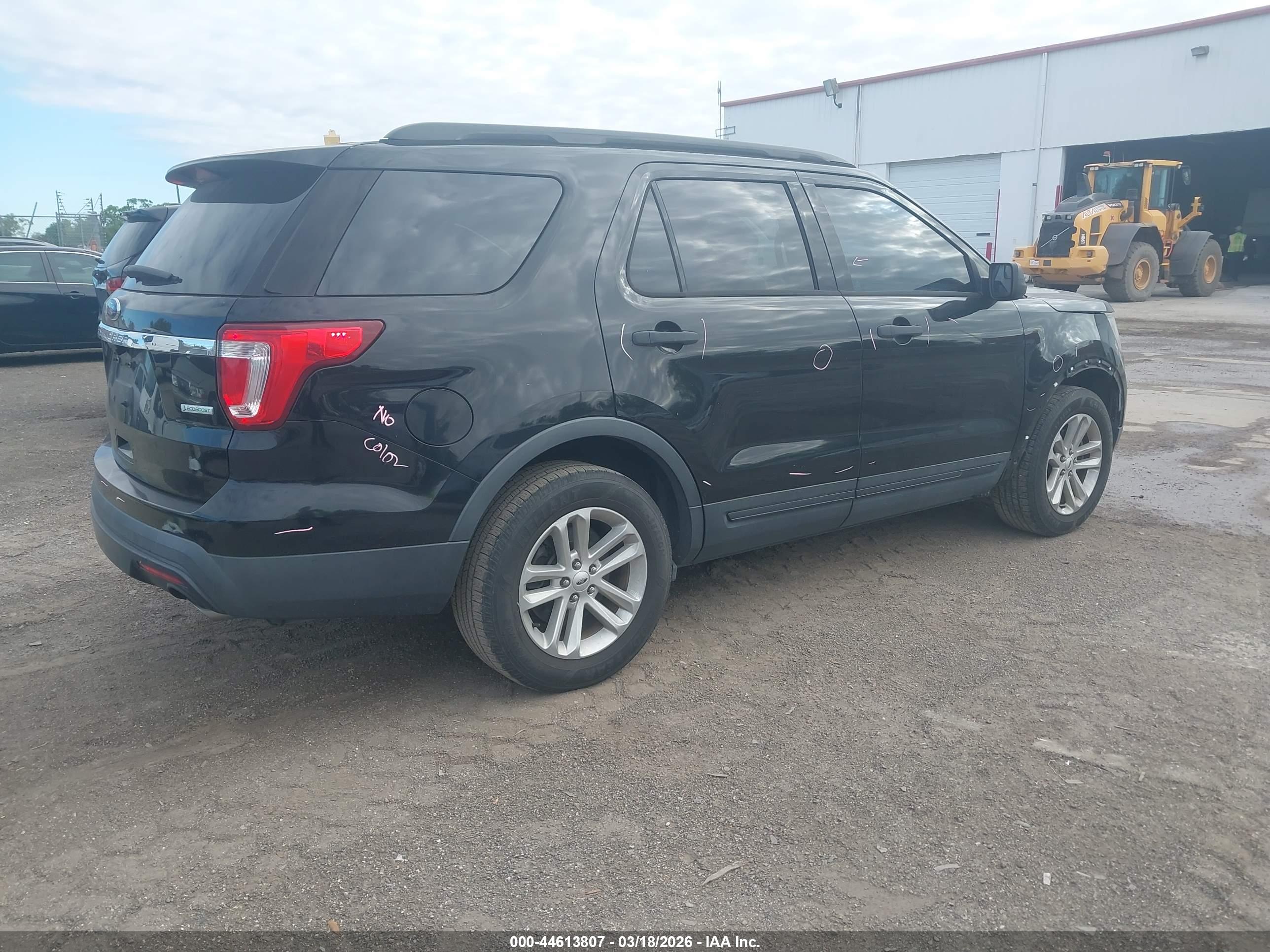 FORD EXPLORER image 4