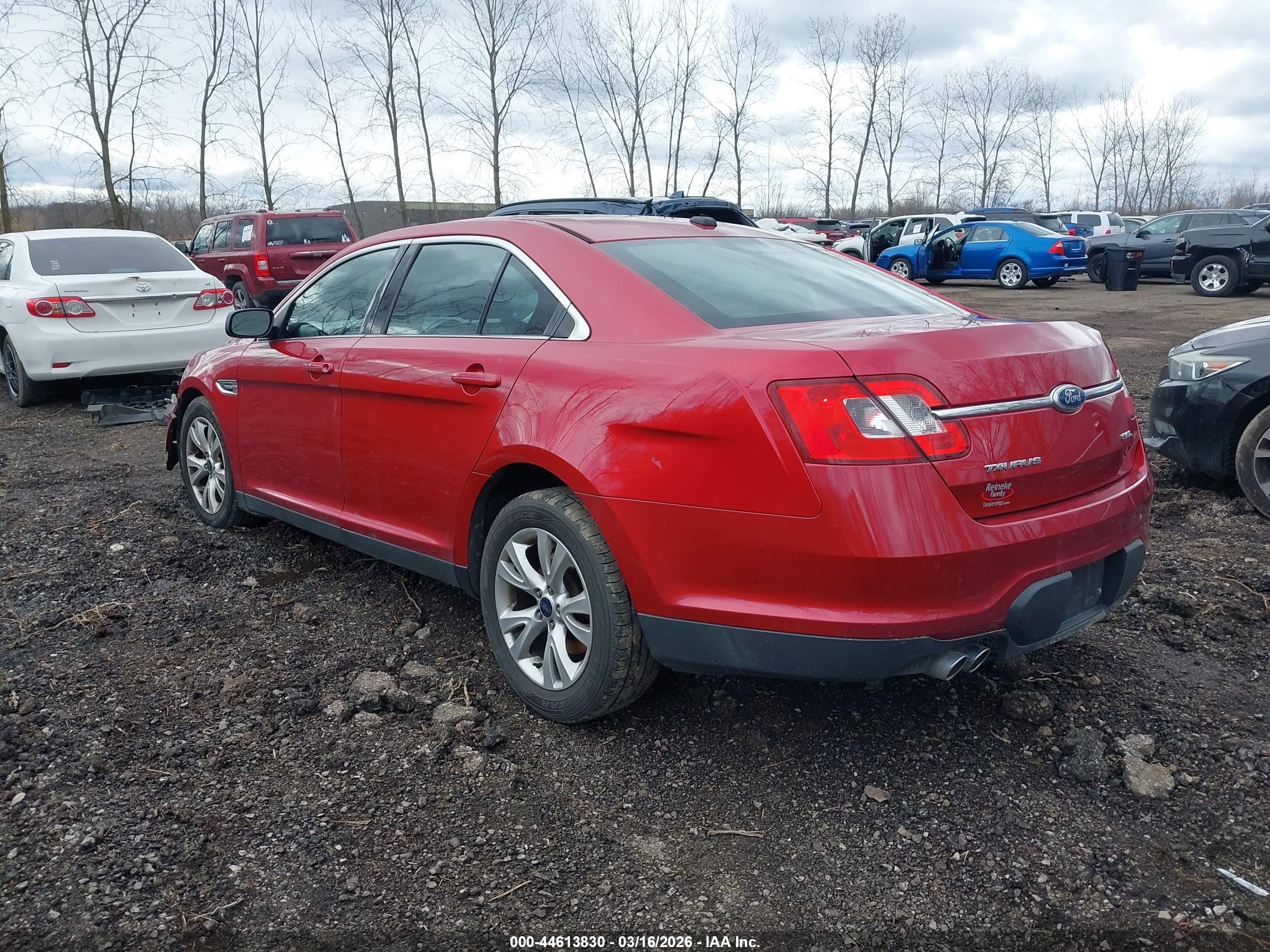FORD TAURUS image 3