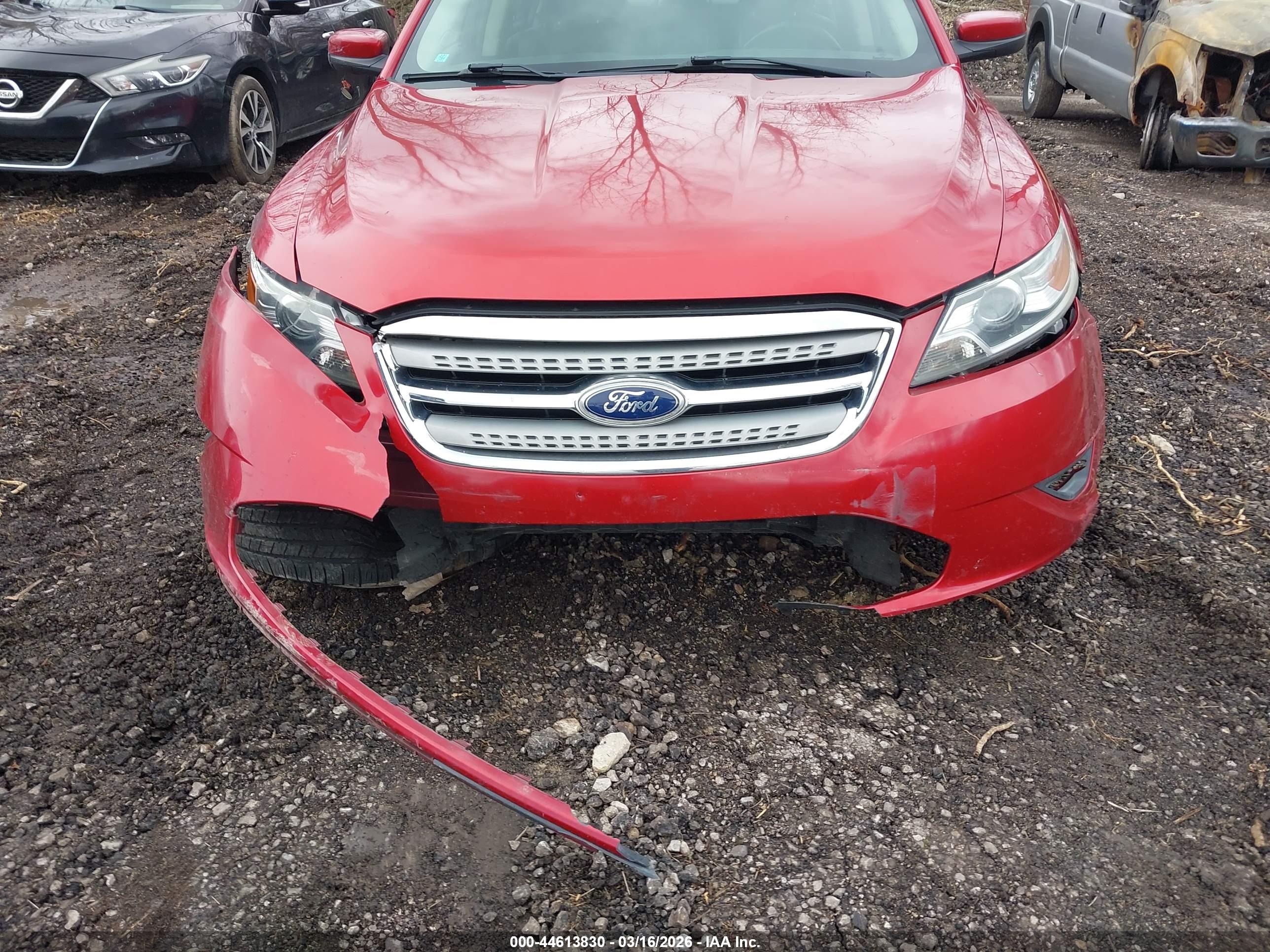 FORD TAURUS image 6