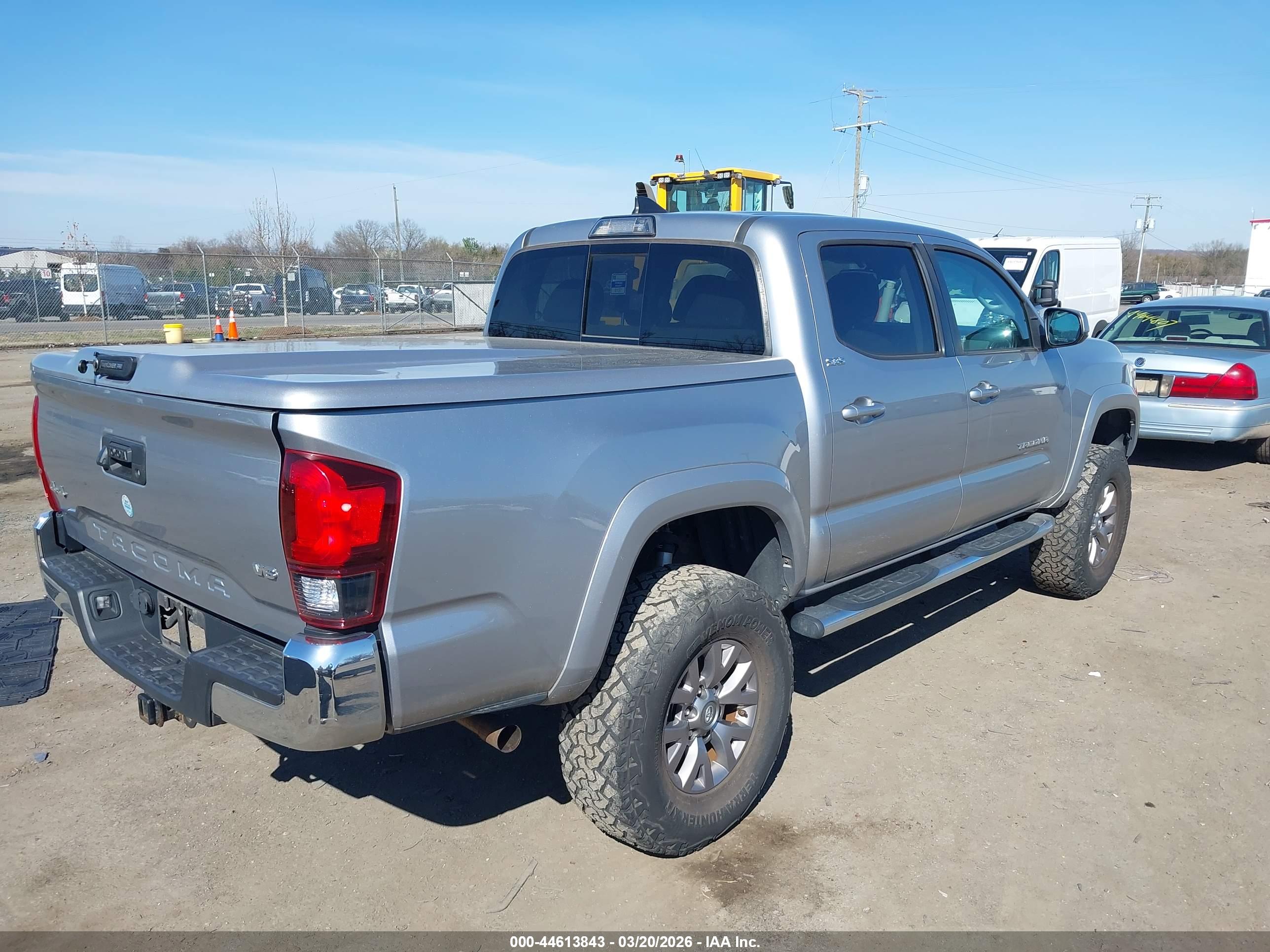 TOYOTA TACOMA image 4