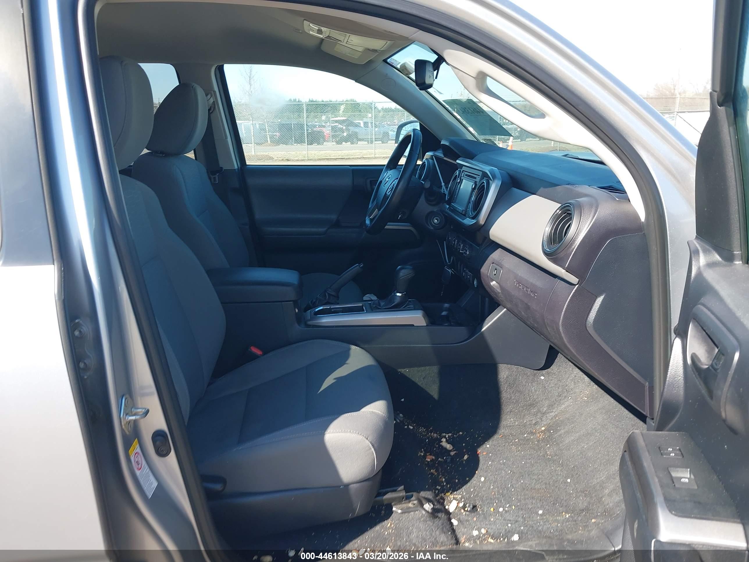 TOYOTA TACOMA image 5