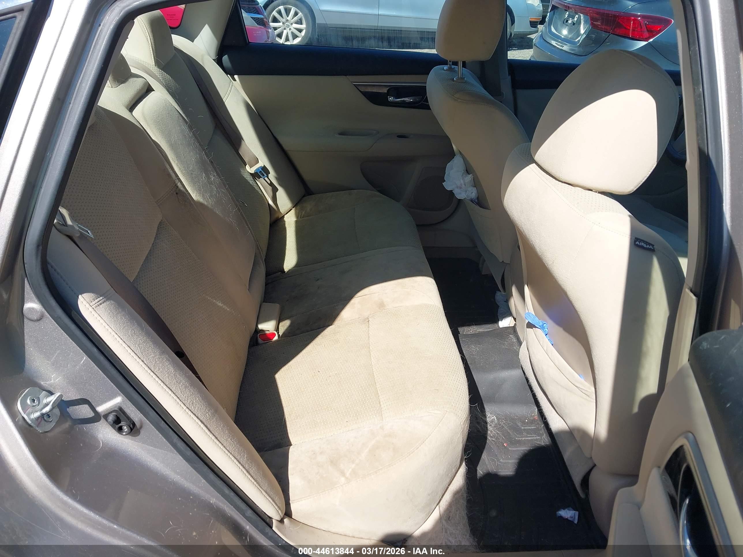 NISSAN ALTIMA image 8