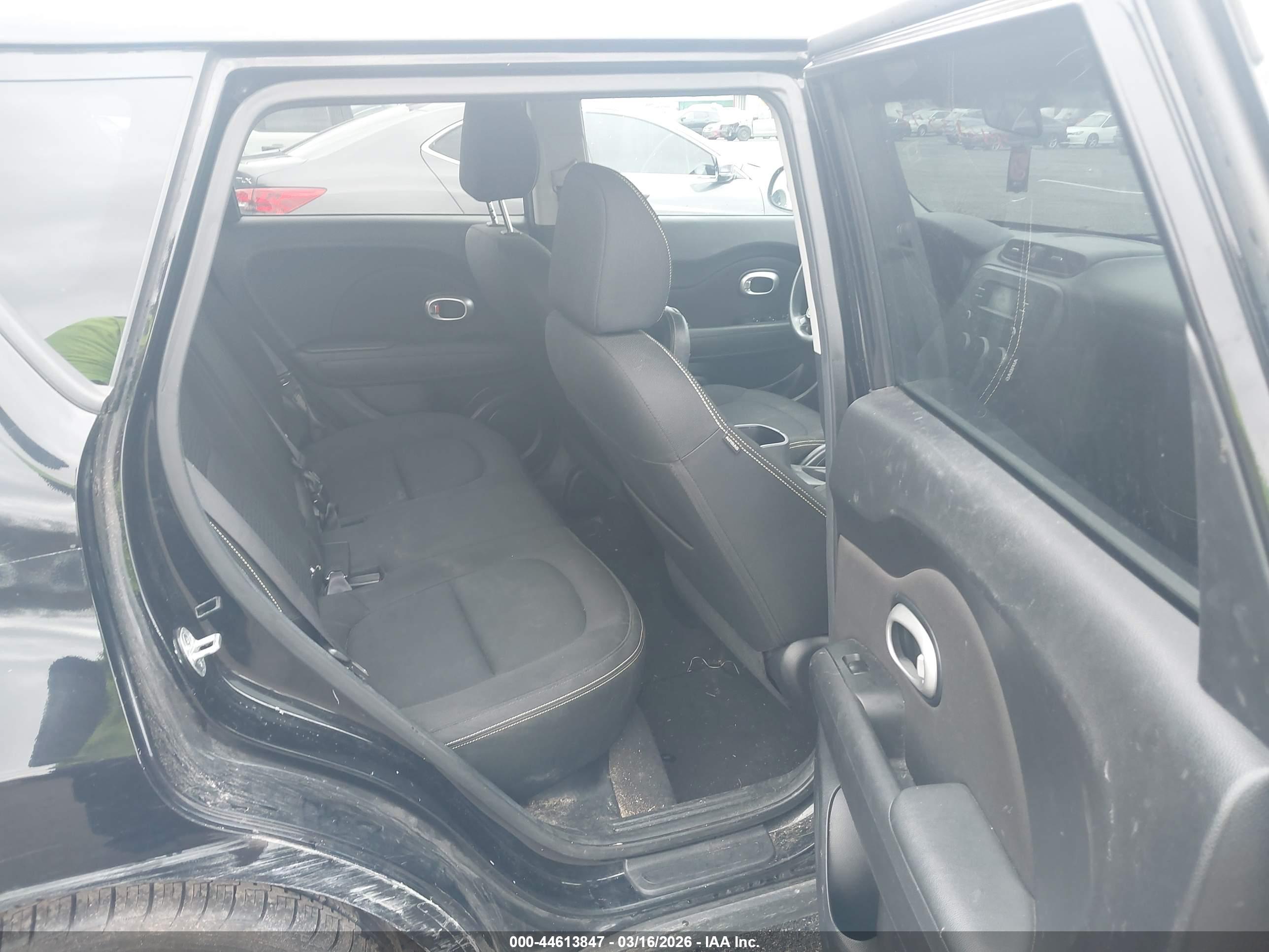 KIA SOUL image 8