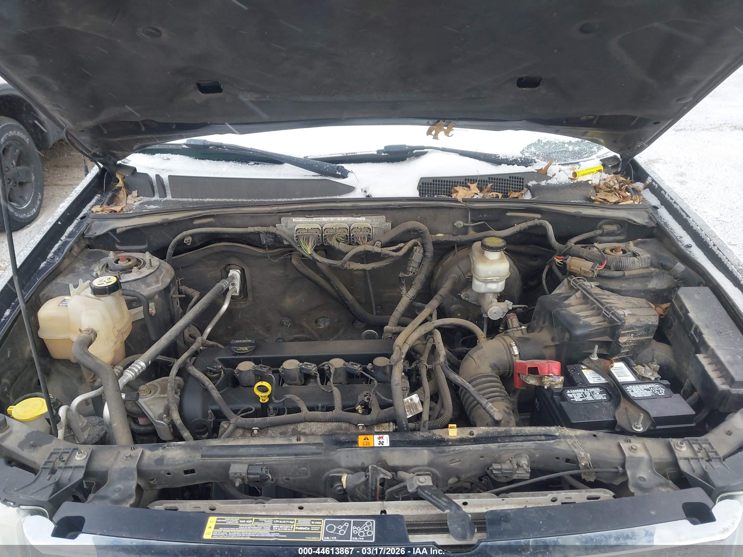 FORD ESCAPE image 10