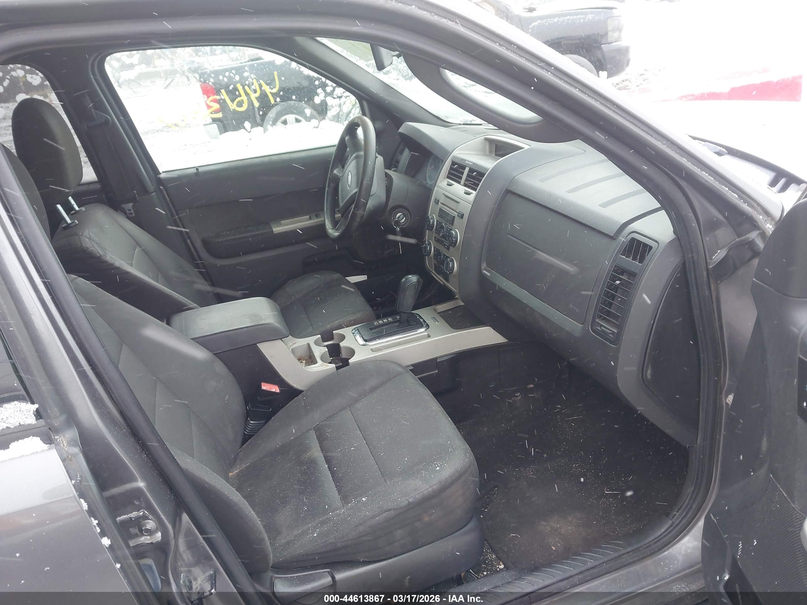 FORD ESCAPE image 5
