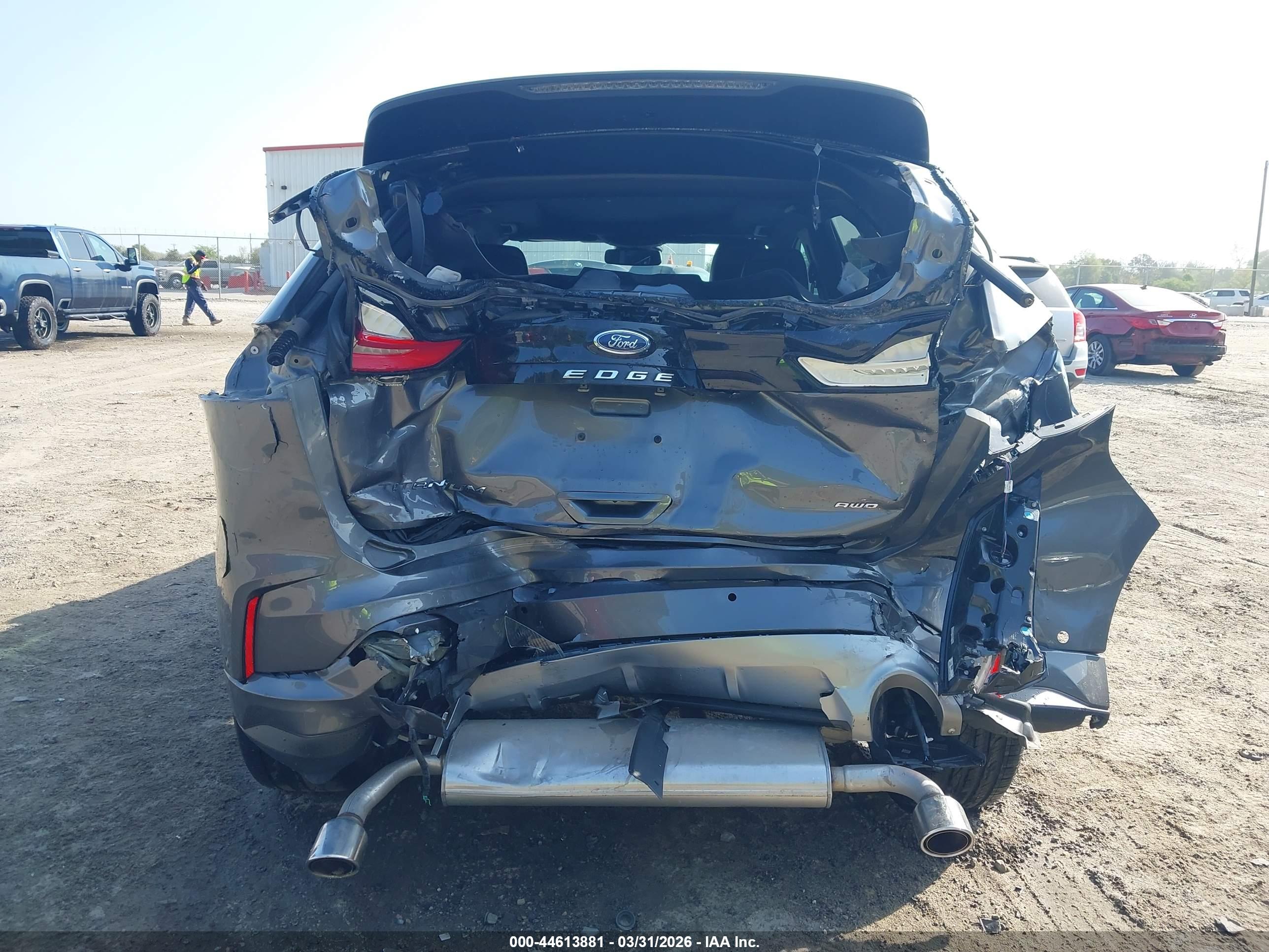 FORD EDGE image 6
