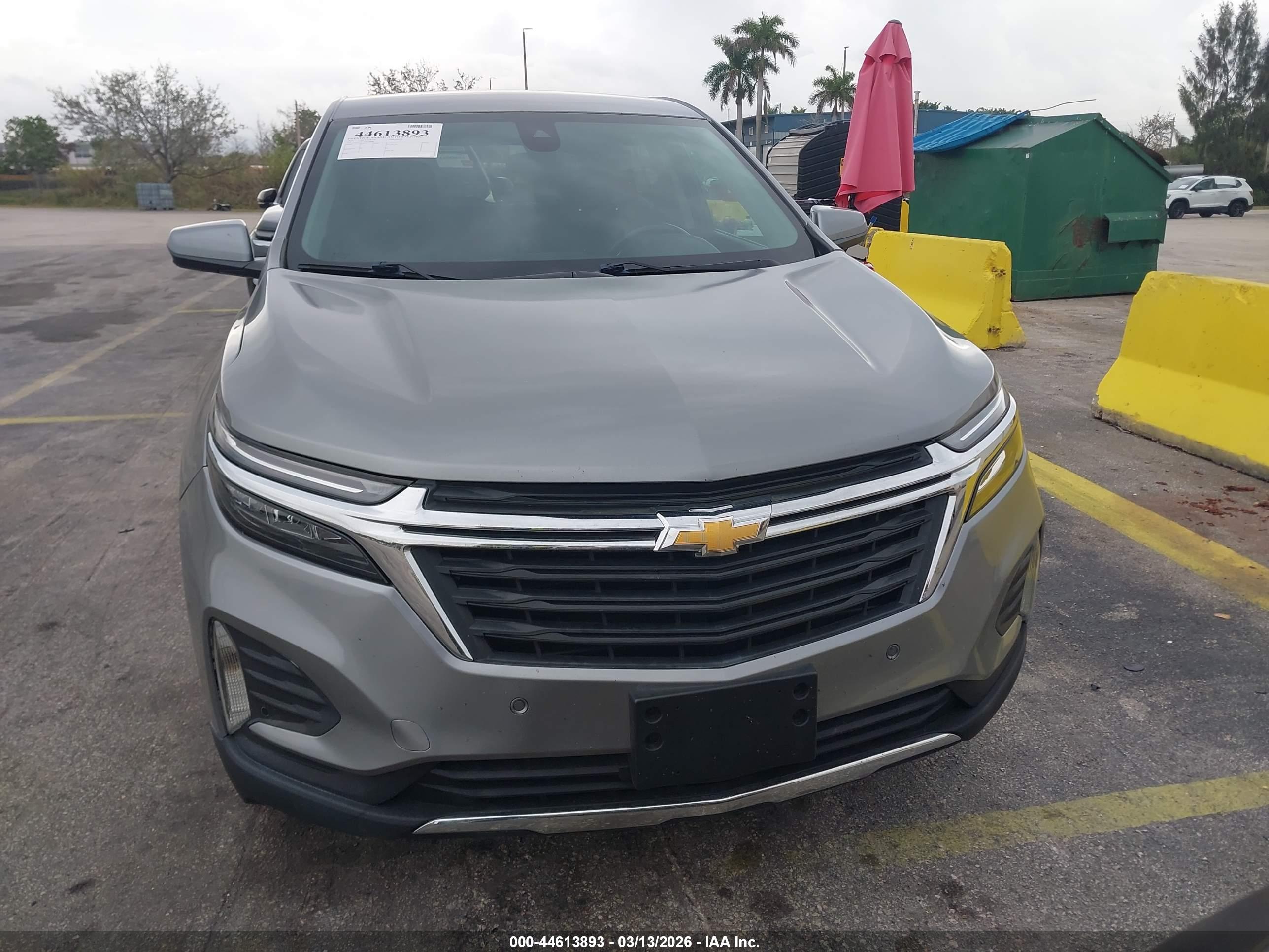 CHEVROLET EQUINOX image 6
