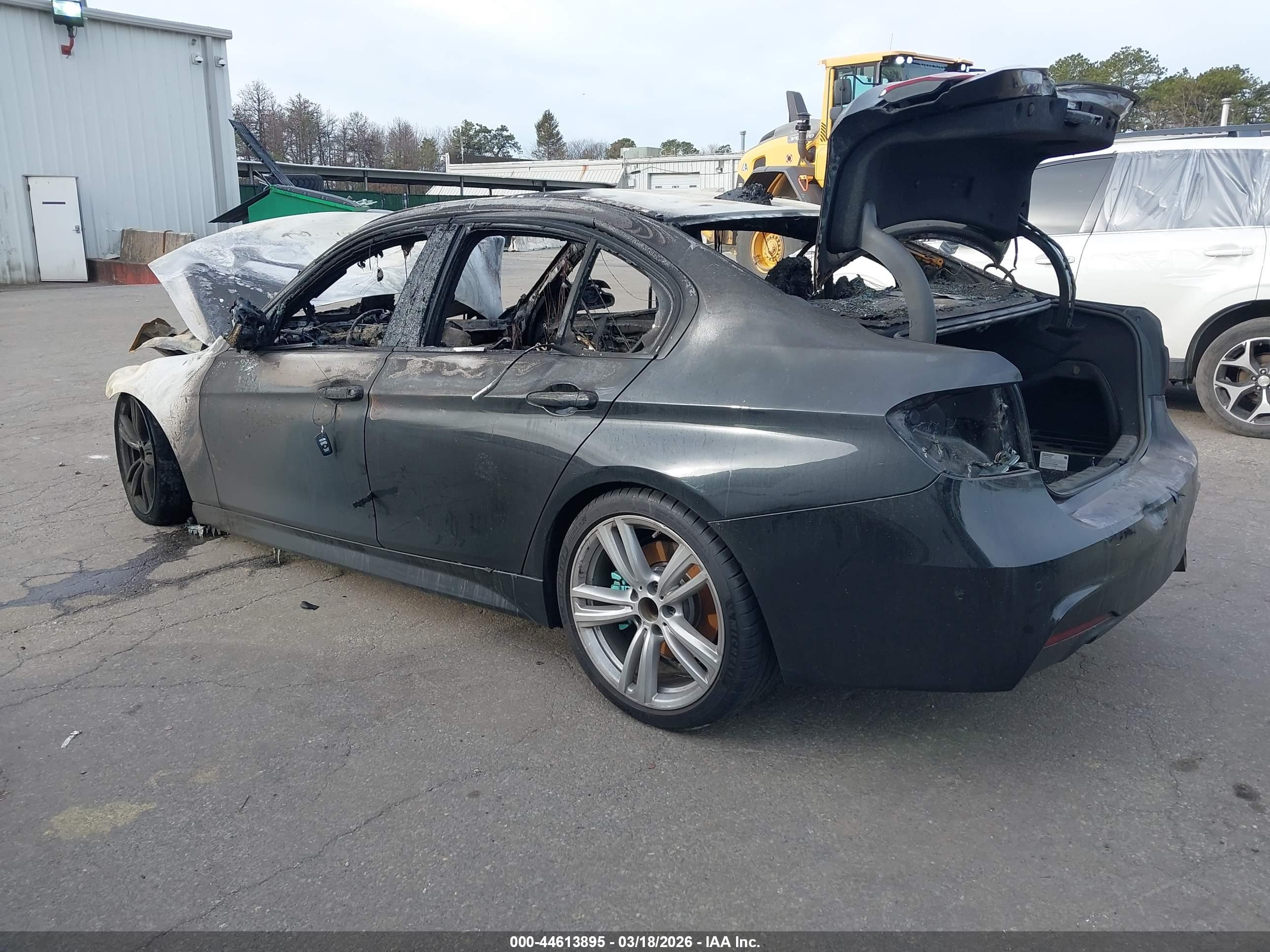 BMW 340I image 3
