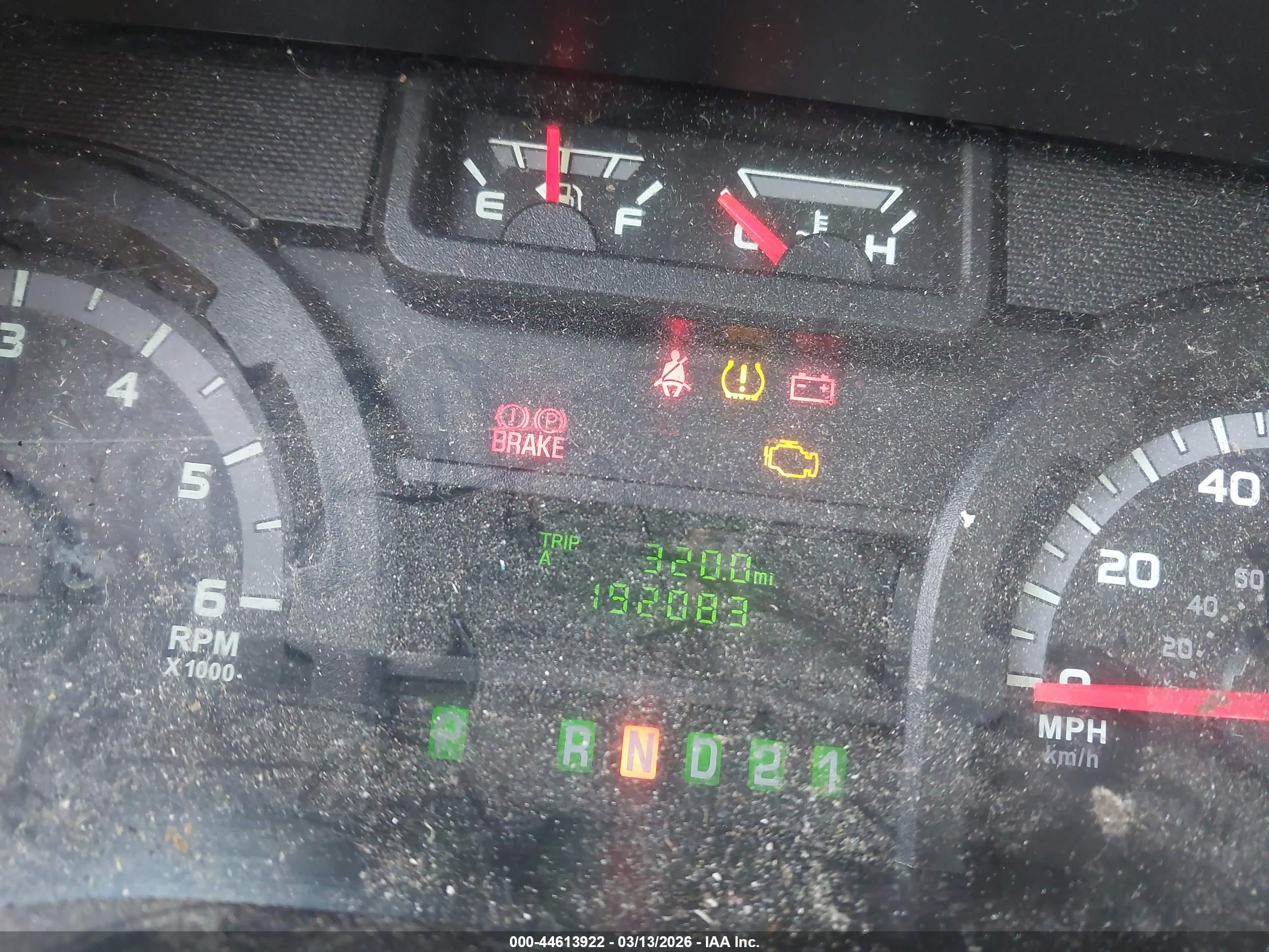 FORD E-250 image 7