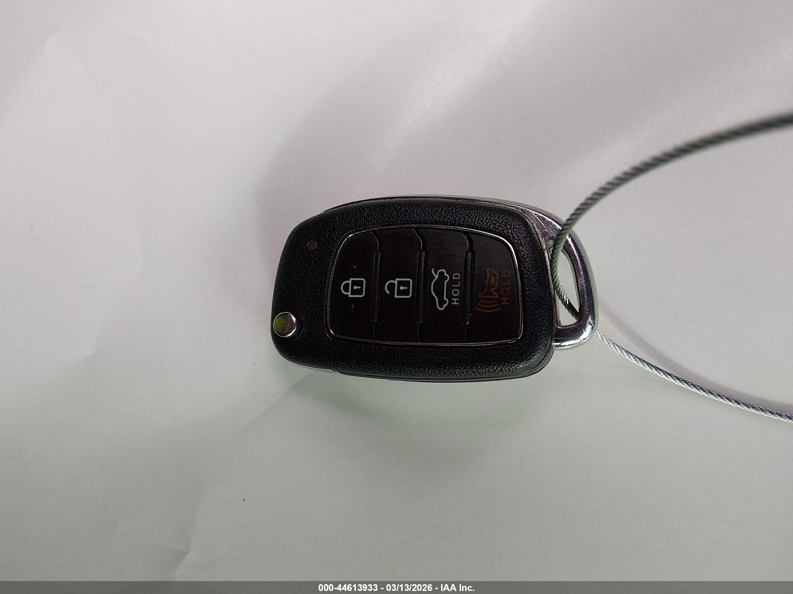 HYUNDAI SONATA image 11
