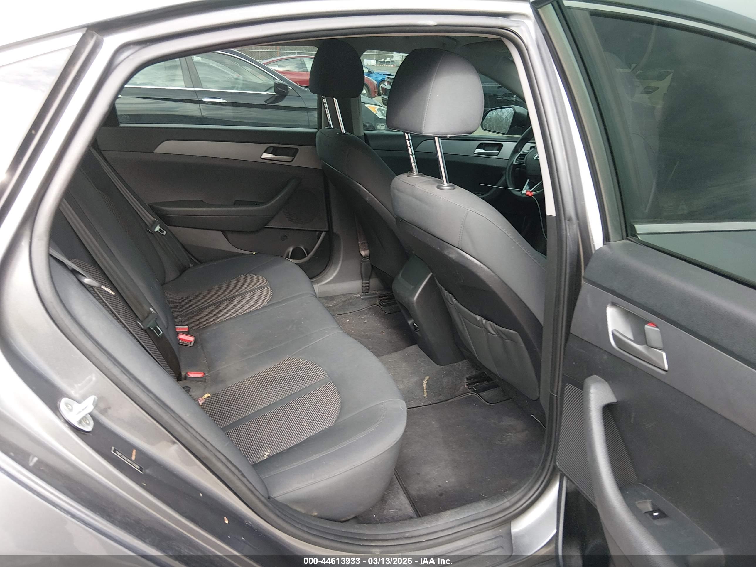 HYUNDAI SONATA image 8