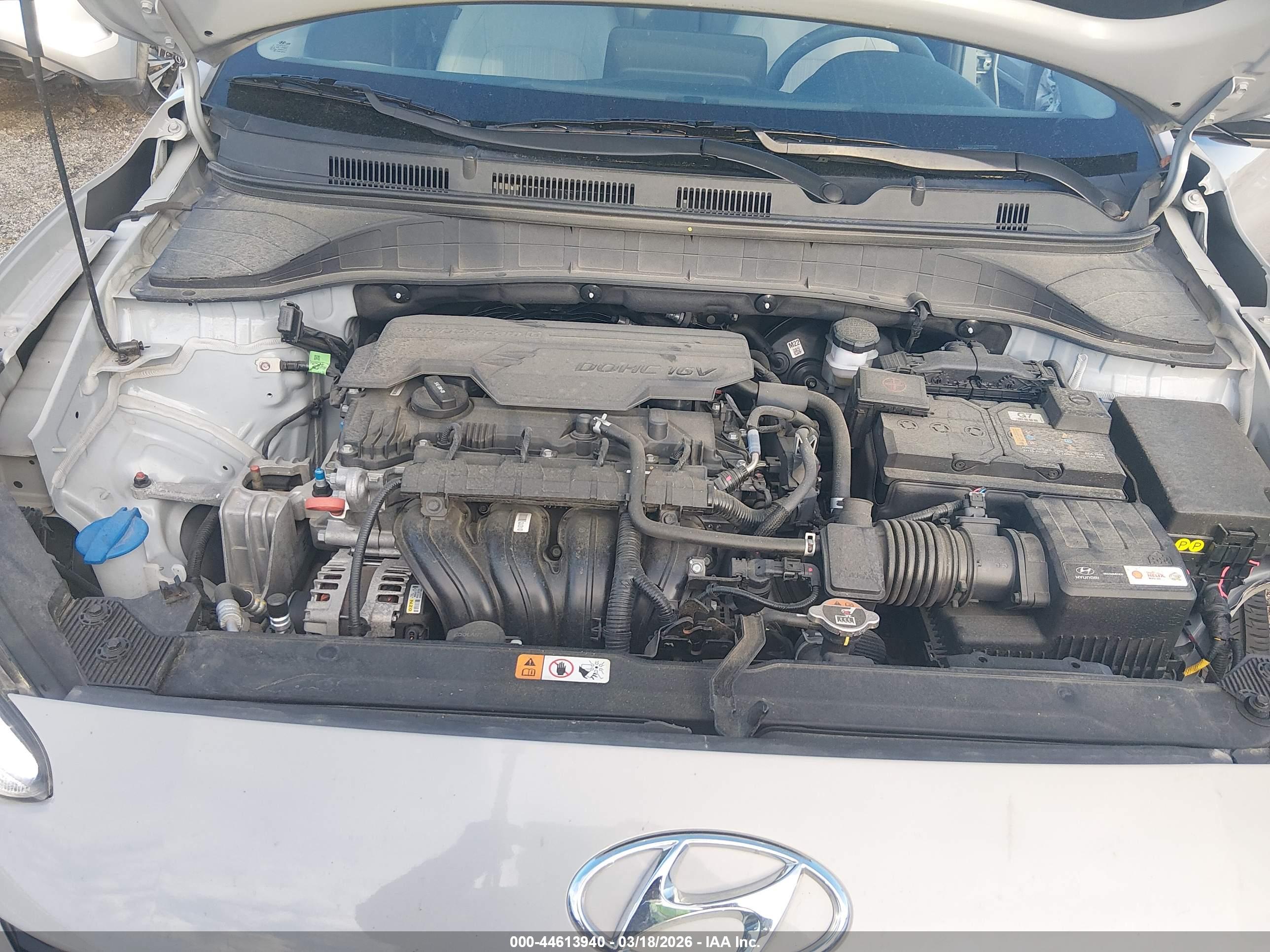 HYUNDAI KONA image 10